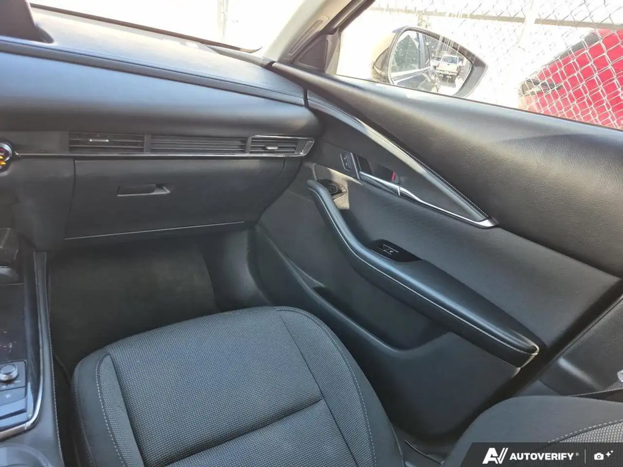 Mazda CX-30 снимка Mazda CX-30