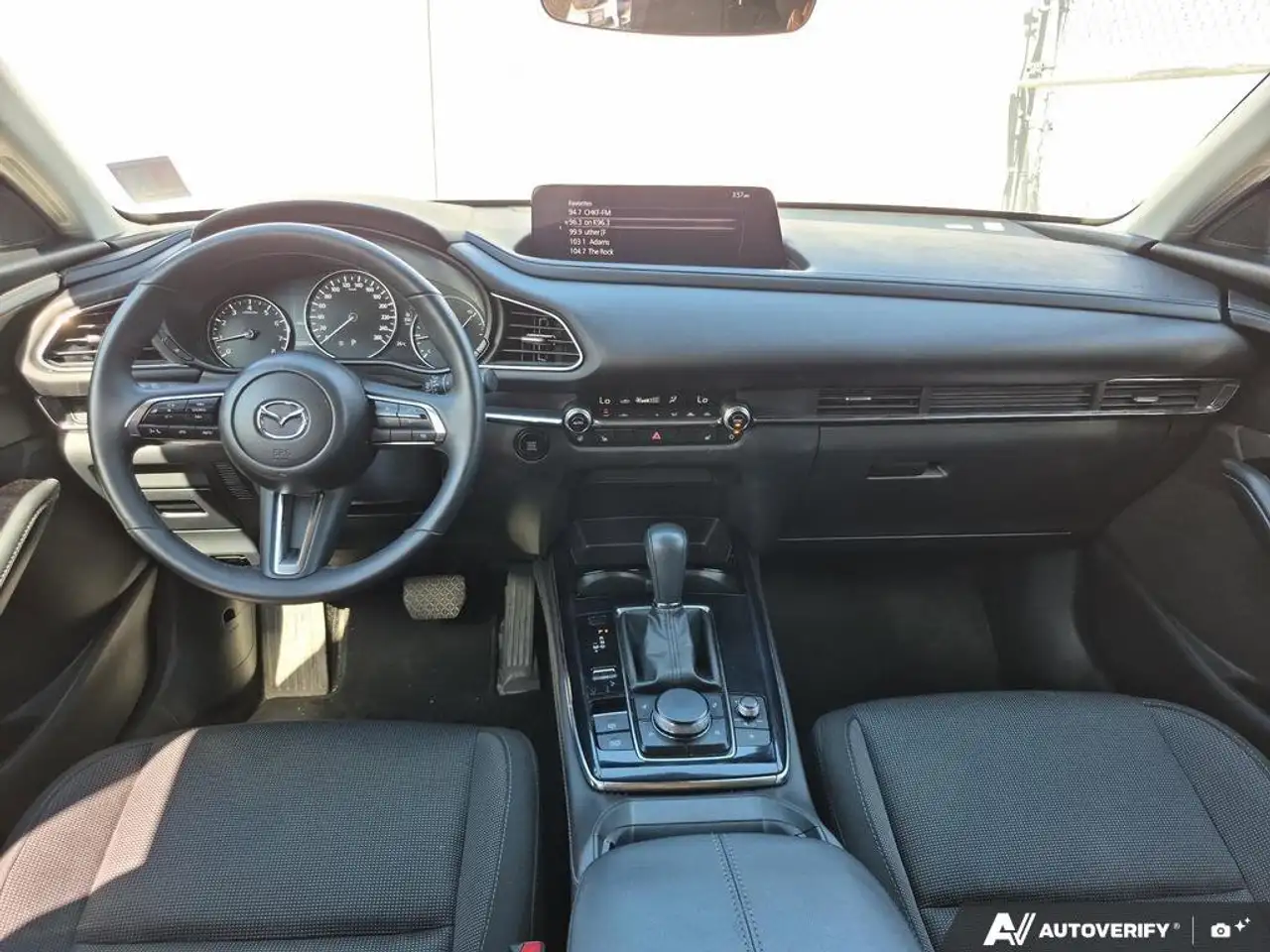 Mazda CX-30 снимка Mazda CX-30