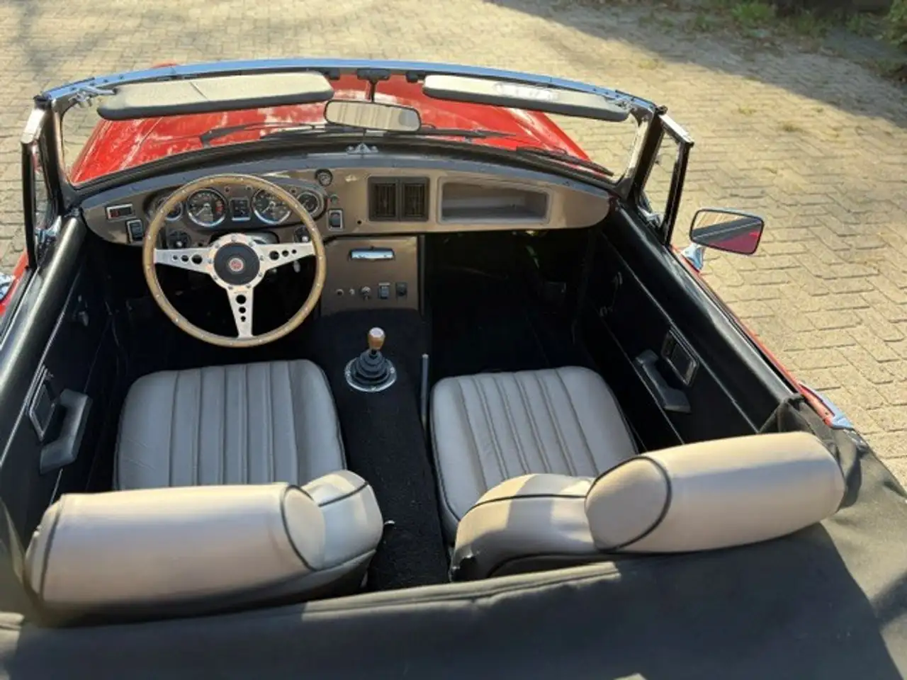 MG MGB Sebring, foto 12