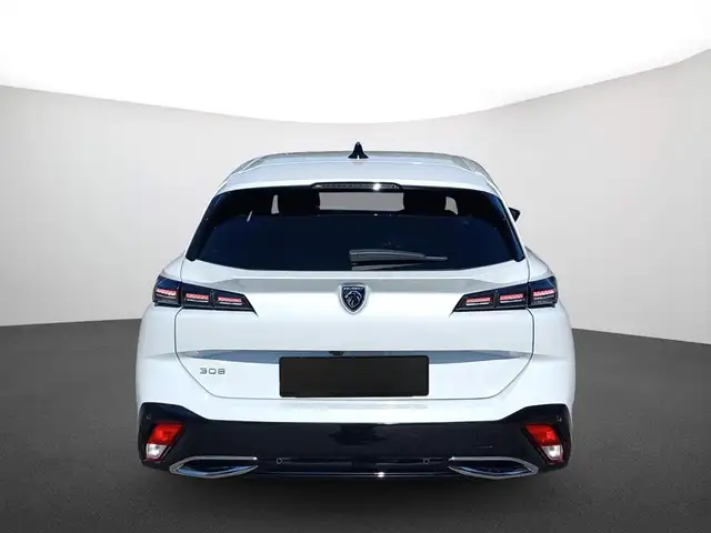 Peugeot 308 view 3