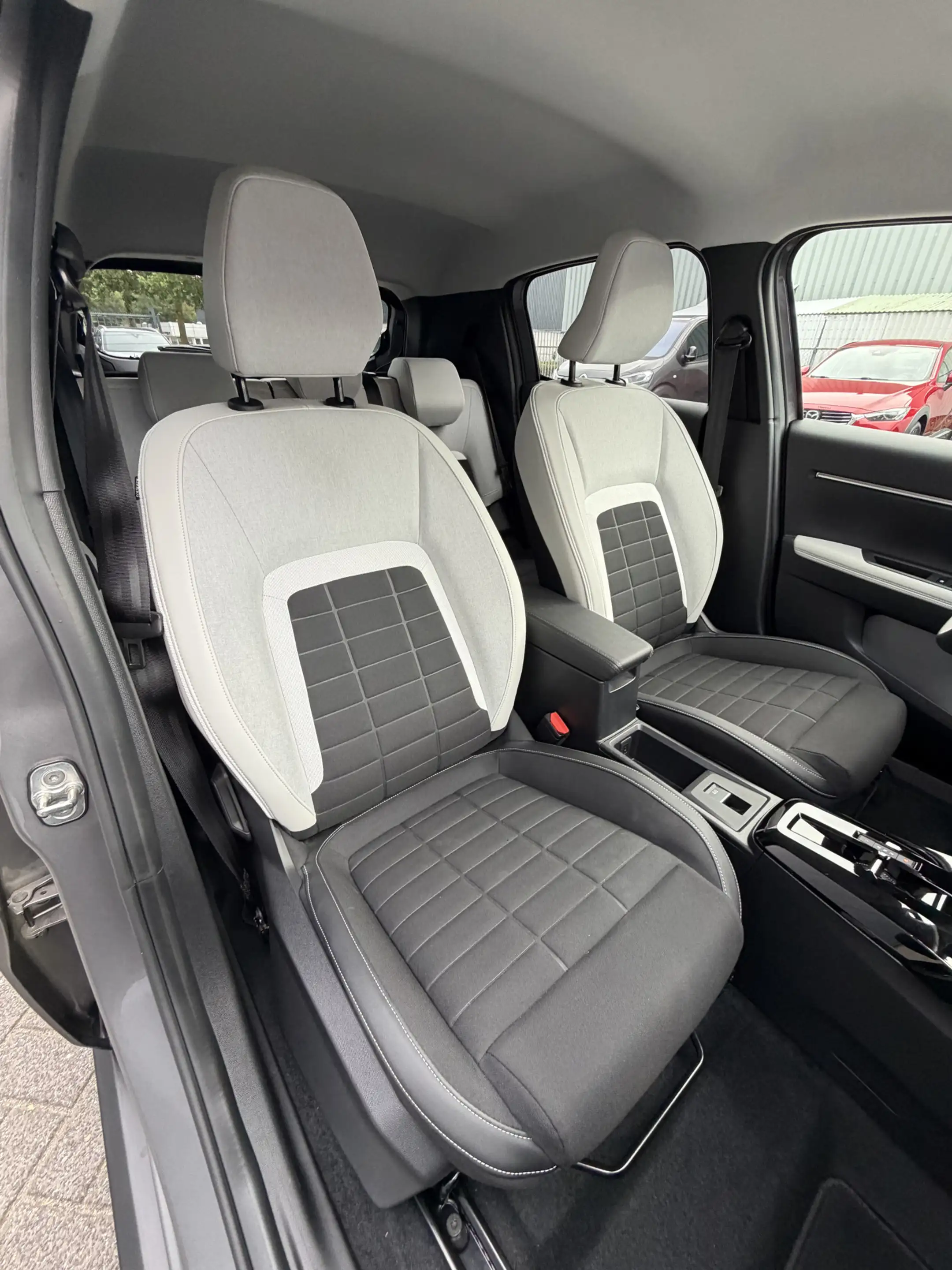 Citroen E-C3 Max 113pk 44 kWh (Trekhaak - Camera - Automatische — photo 11