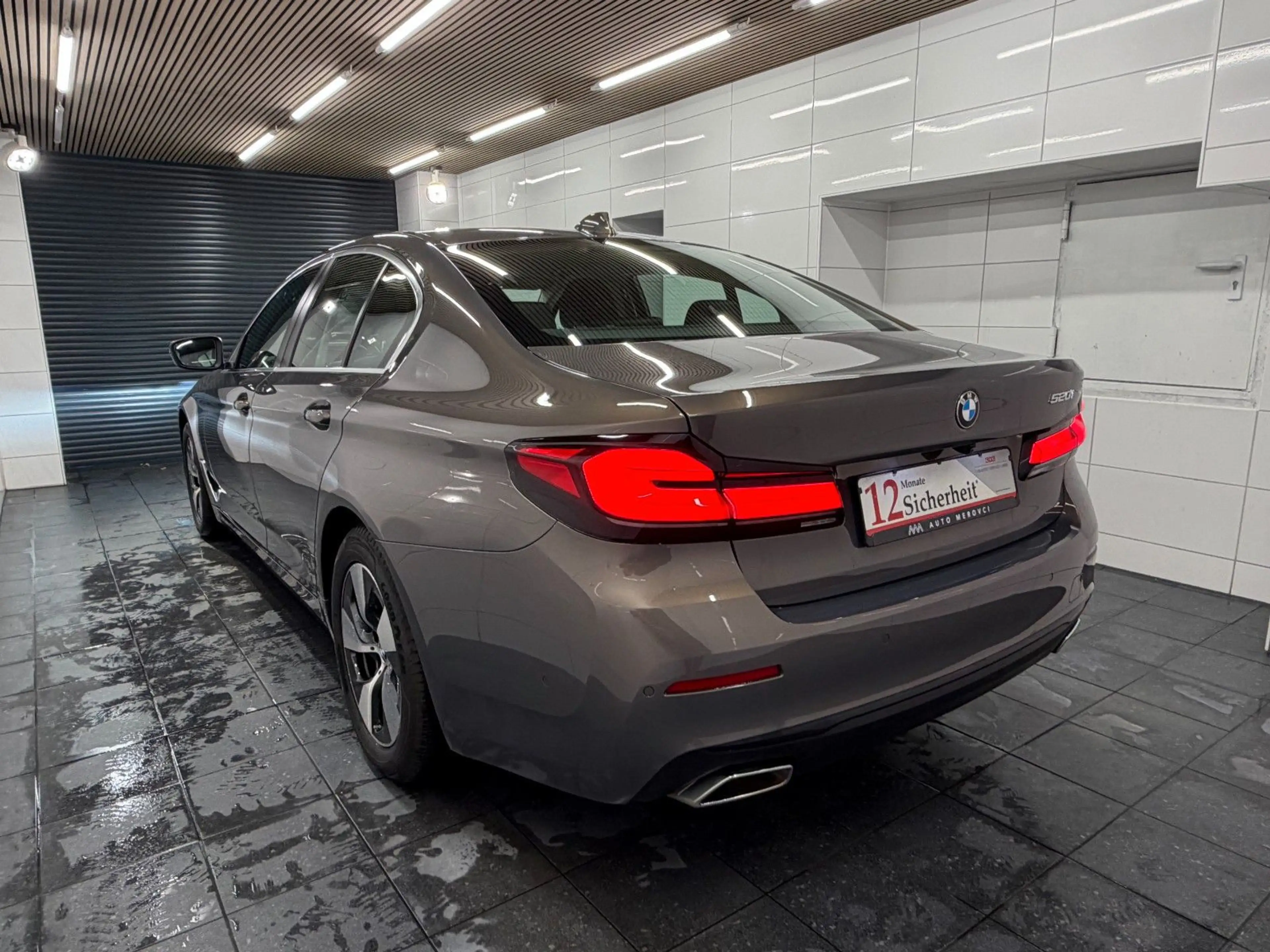 BMW 520 i/Laser/Vollleder/HeadUp/V-Cockpit Pro/Cam — photo 6