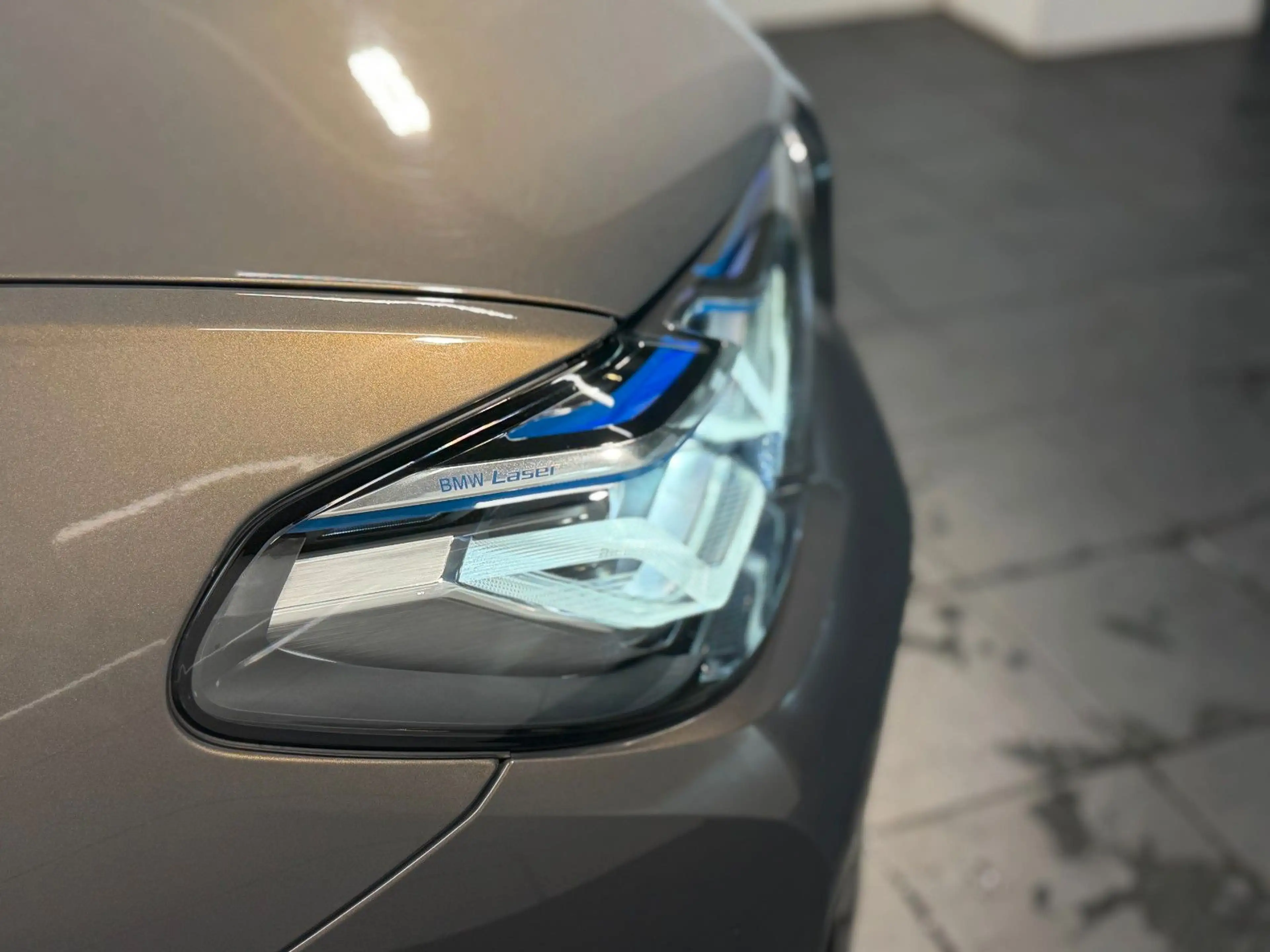 BMW 520 i/Laser/Vollleder/HeadUp/V-Cockpit Pro/Cam — photo 8
