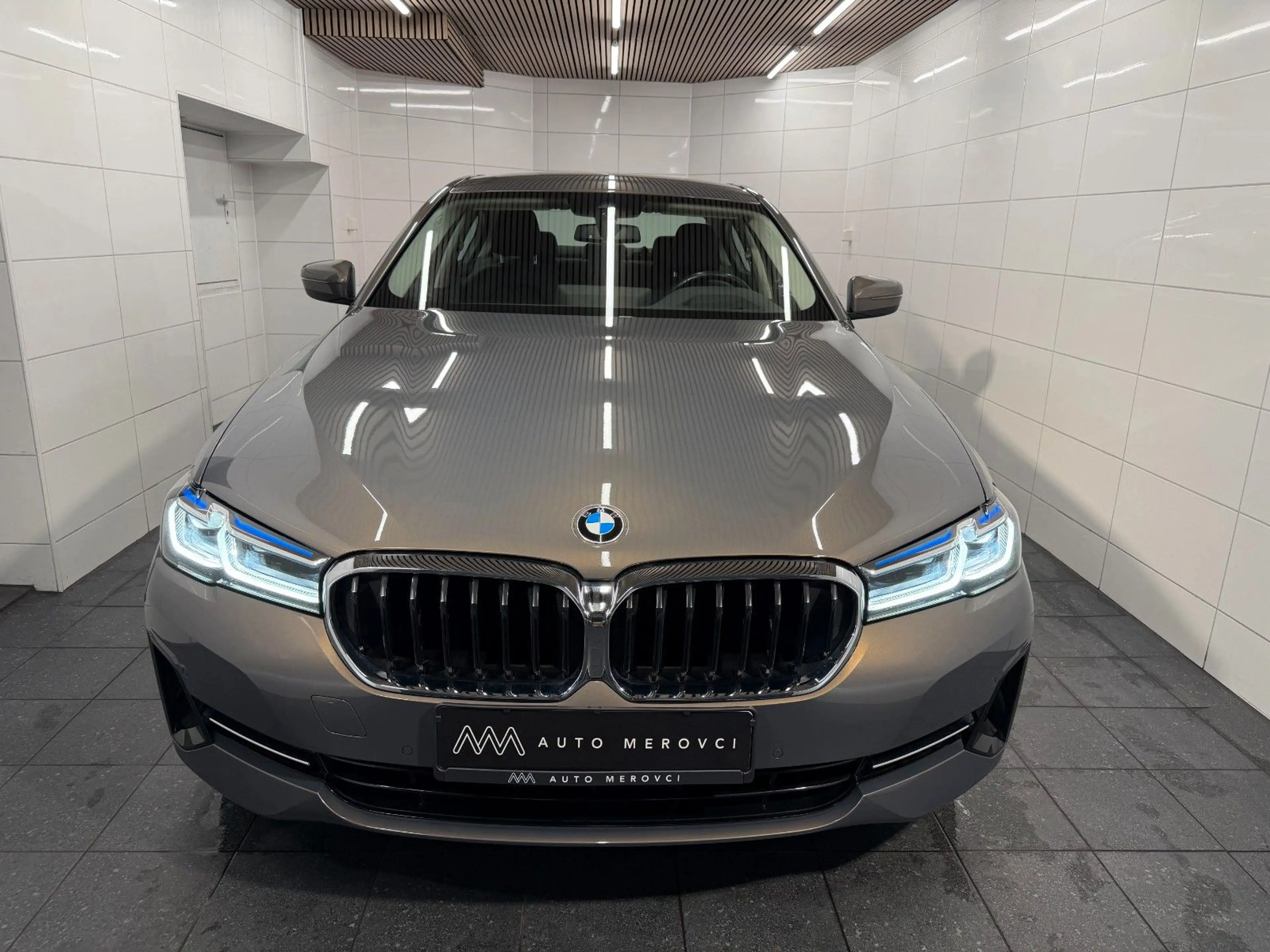 BMW 520 i/Laser/Vollleder/HeadUp/V-Cockpit Pro/Cam — photo 2