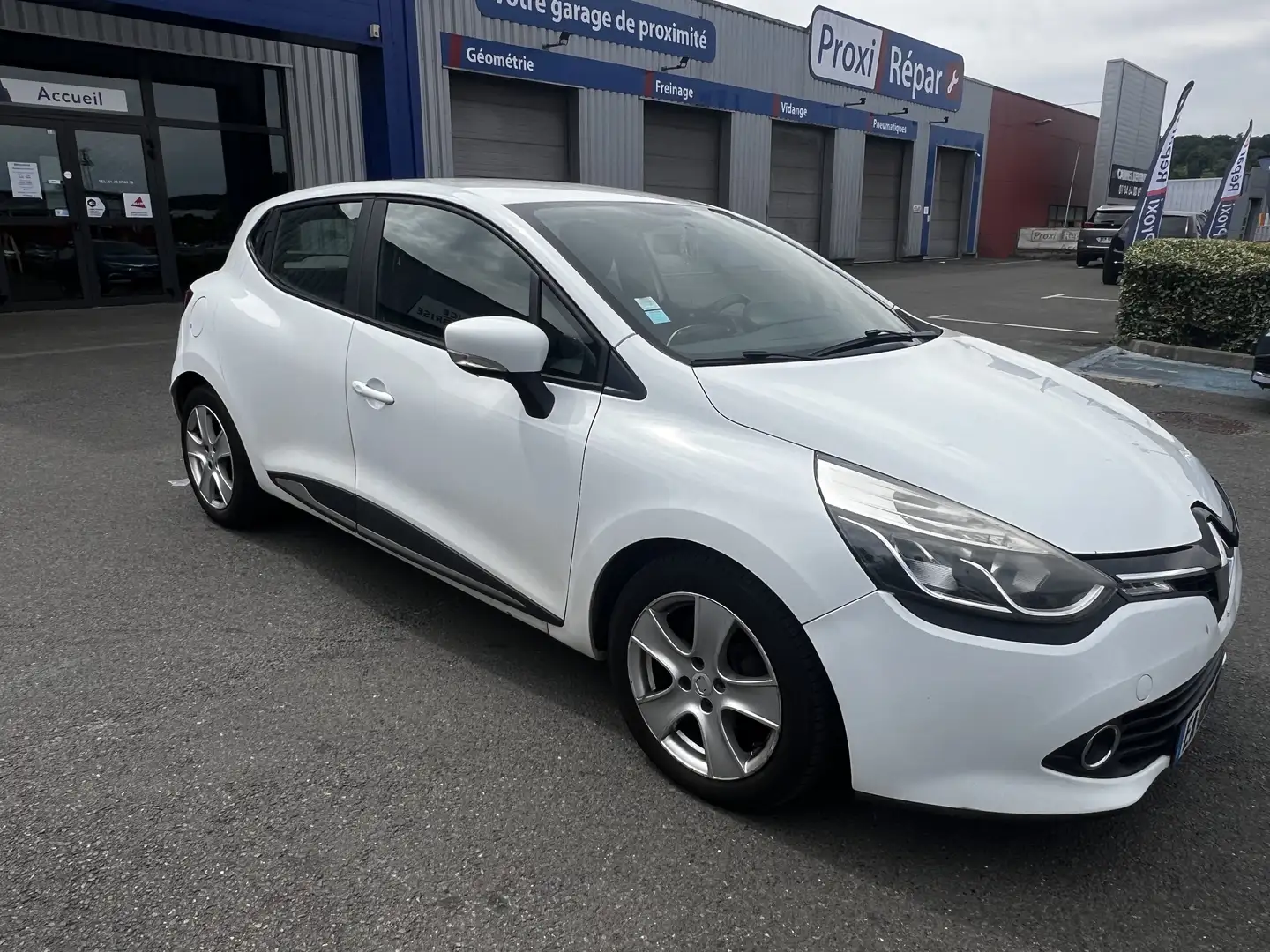 Renault Clio Clio IV dCi 90 Business EDC - 2