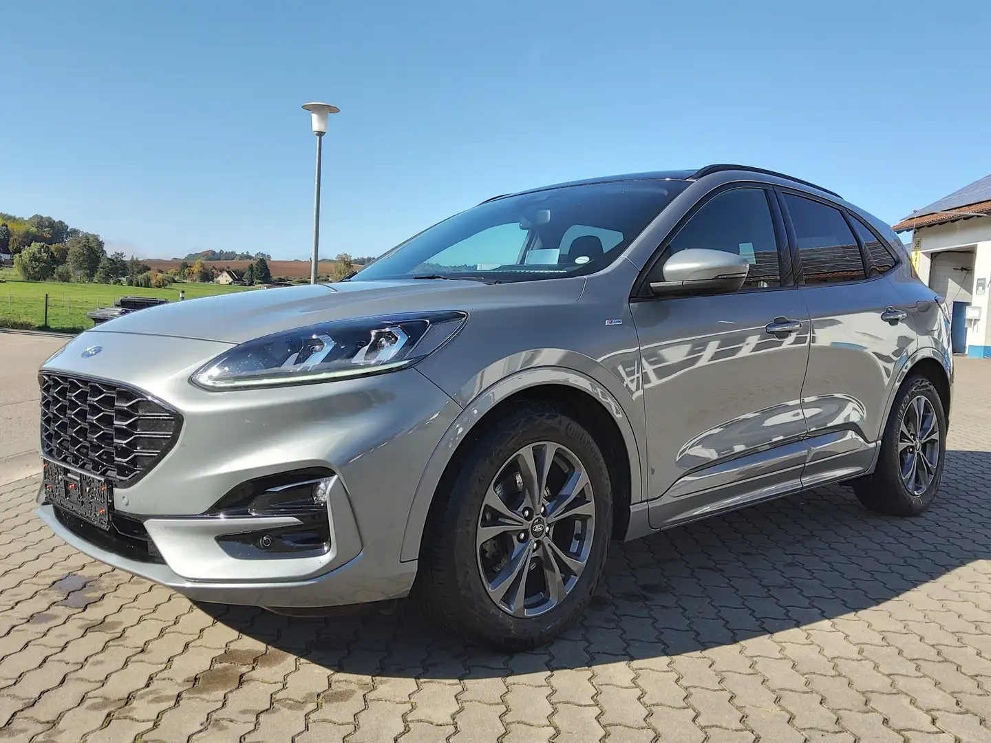 Ford Kuga Hybrid ST-Line X Gris - 2