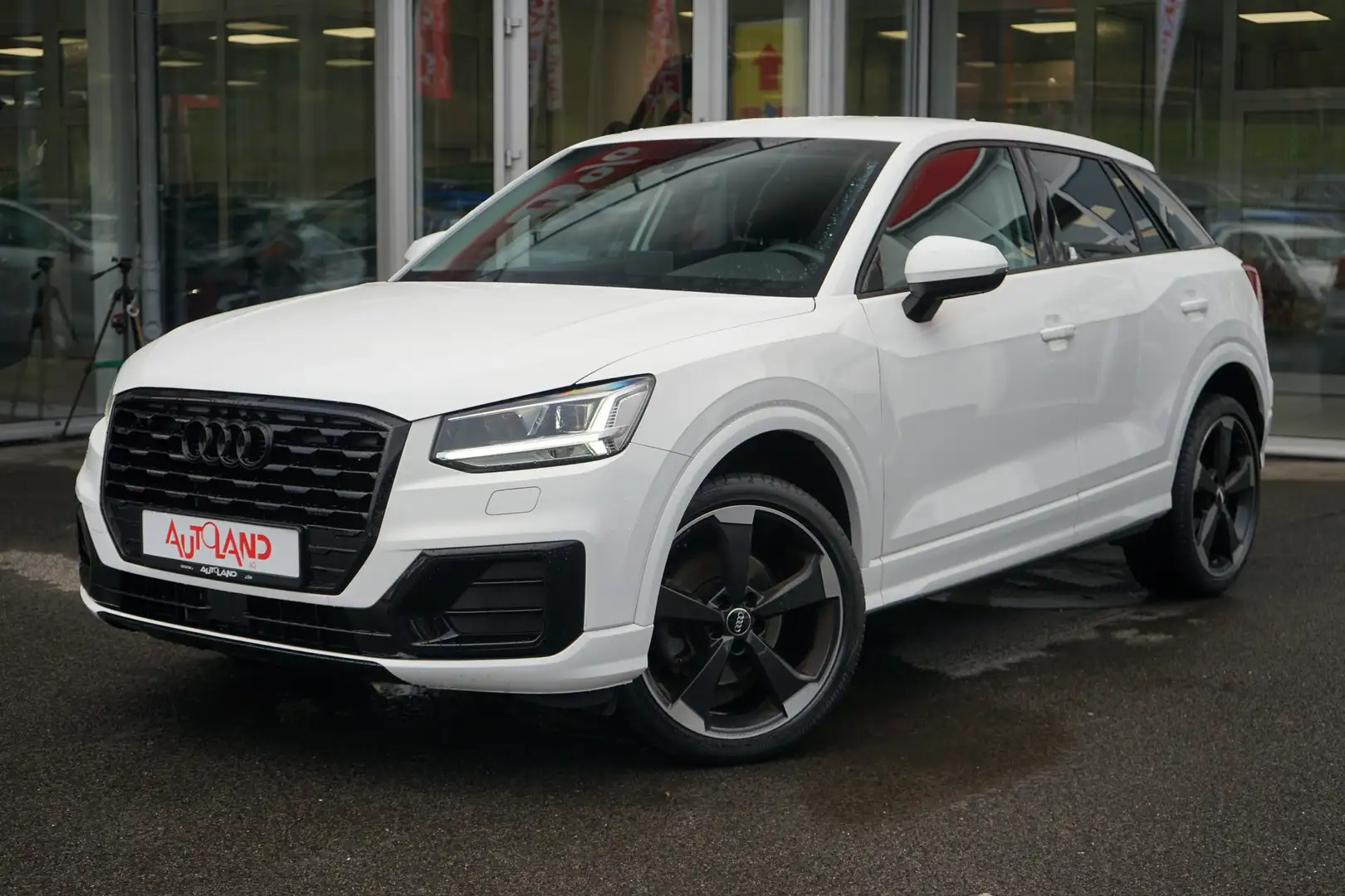 Audi Q2 30 1.0 TFSI s tronic sport Sitzheizung LED Blanc - 2