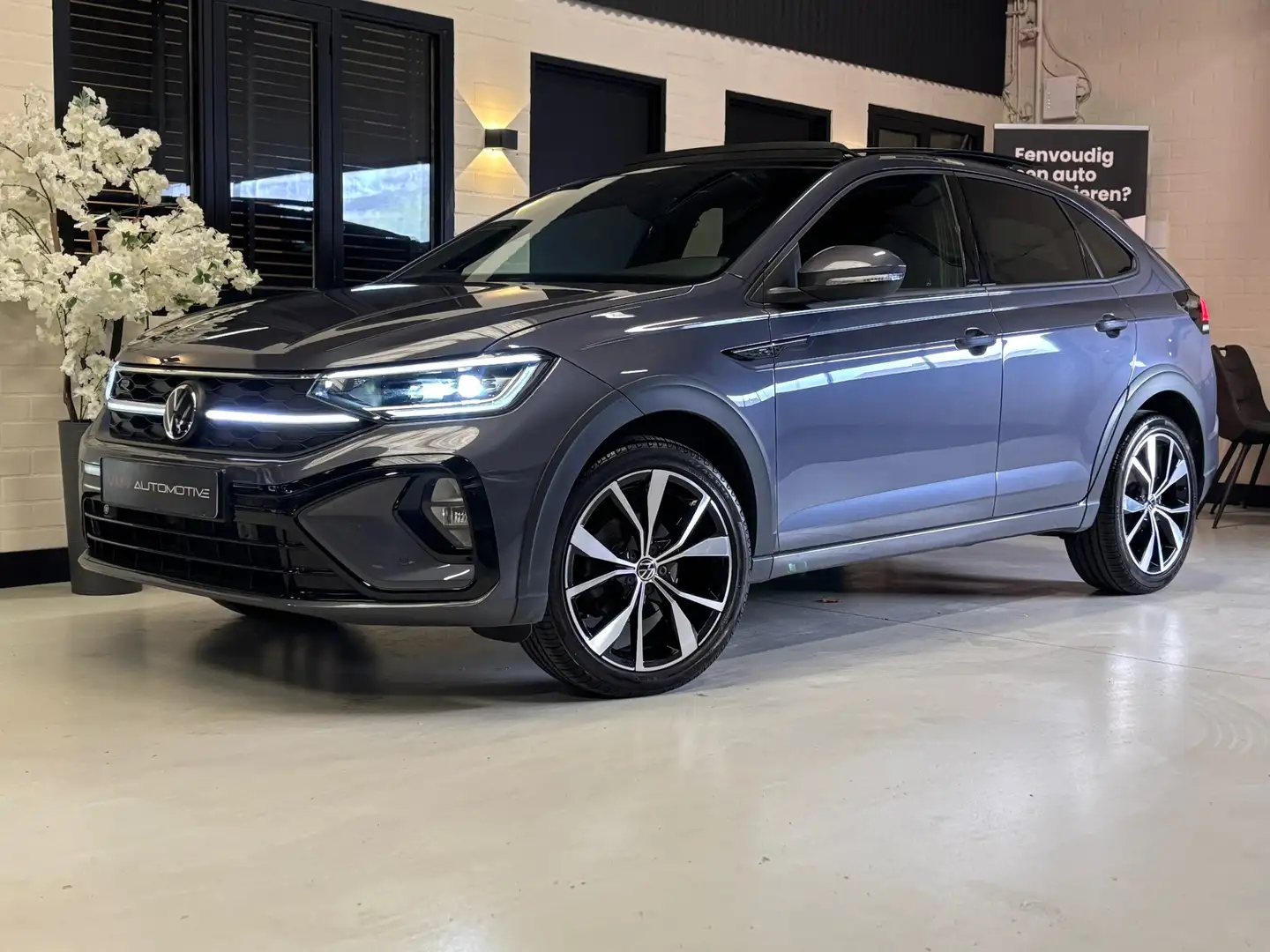 Volkswagen Taigo 1.5 TSI R-Line |Pano|Beats|Cam|IQ-light|Ledbar|Car Grijs - 1