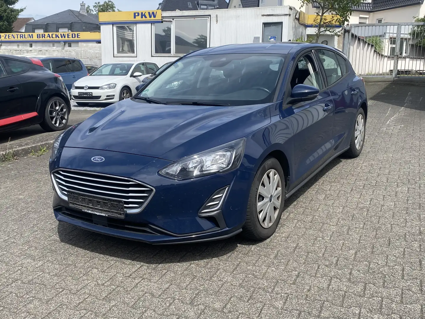 Ford Focus 1.0 Trend ~Sitzhzg~Tempomat~ Blau - 2
