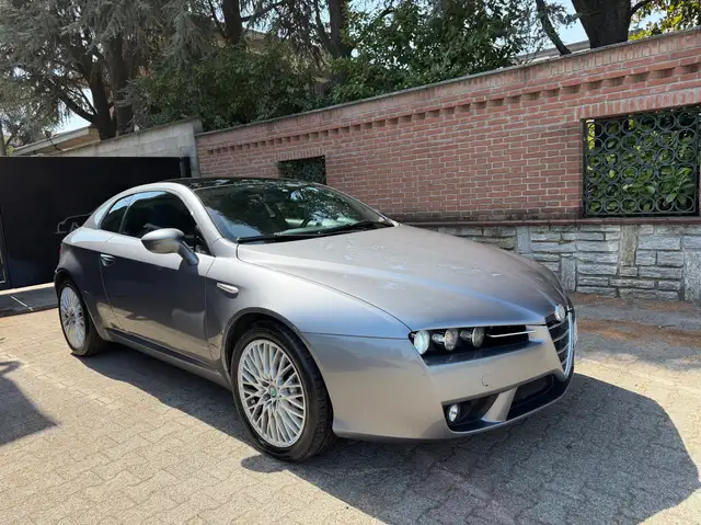 Alfa Romeo Brera view 2
