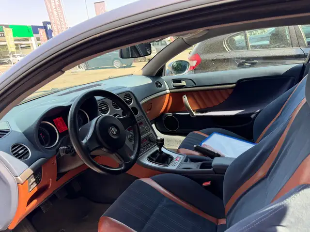 Alfa Romeo Brera view 5