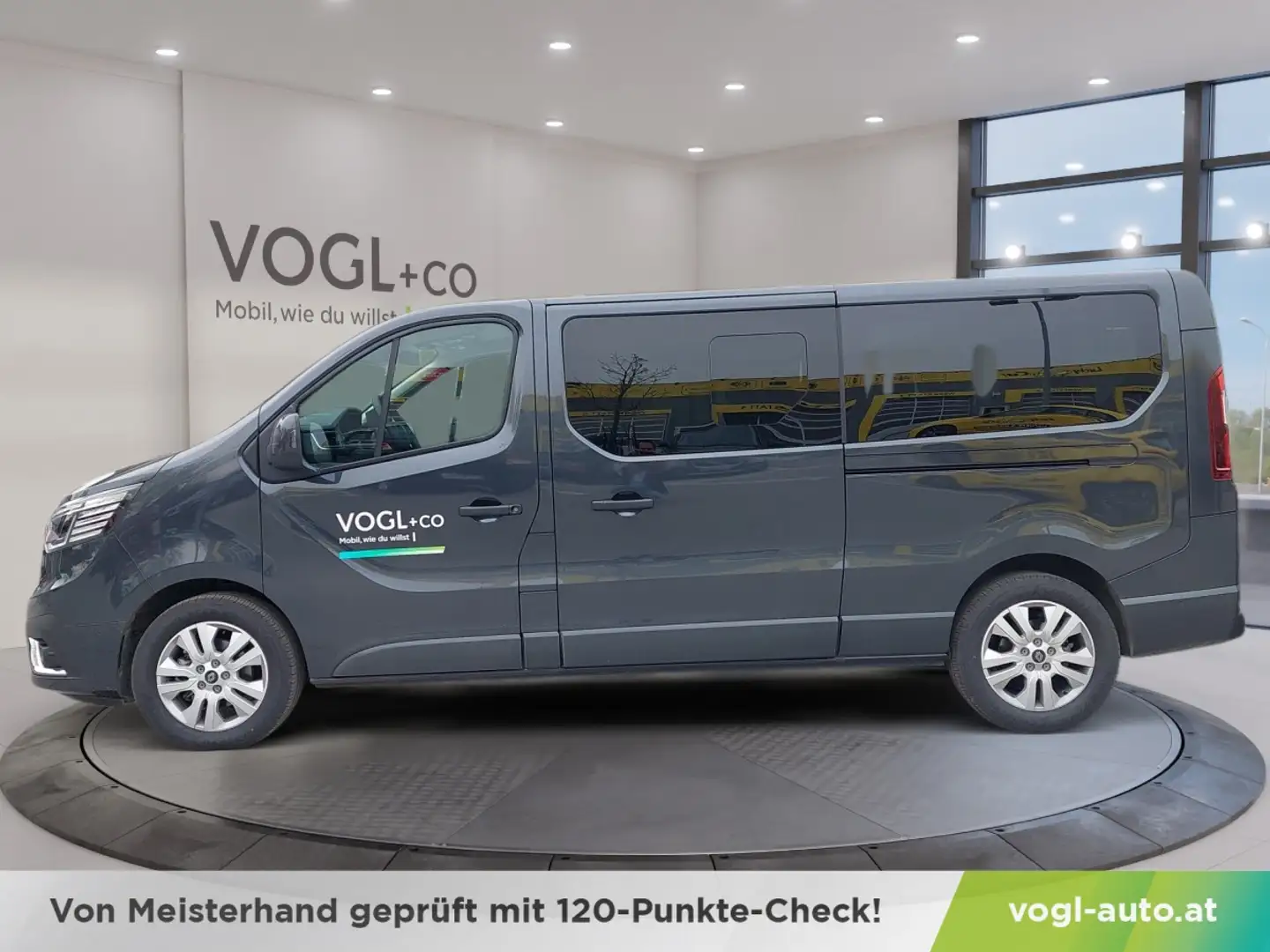 Renault Trafic Grand Techno Blue dCi 170 Automatik Grau - 2