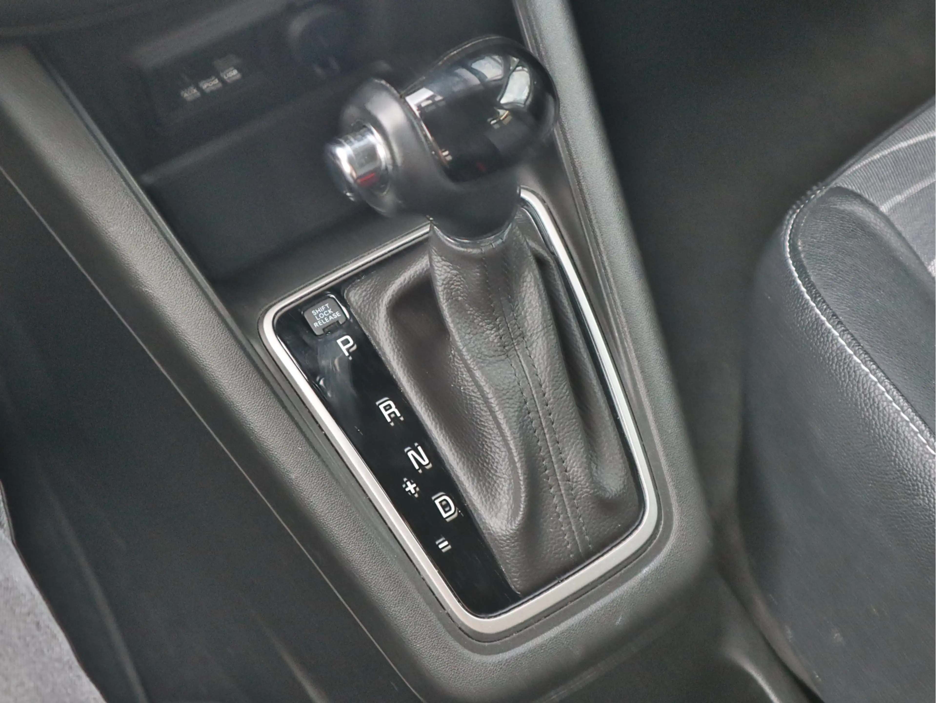 Kia Venga 1.6 CVVT DynamicPlusLine Automaat Navigatie | Came — photo 23