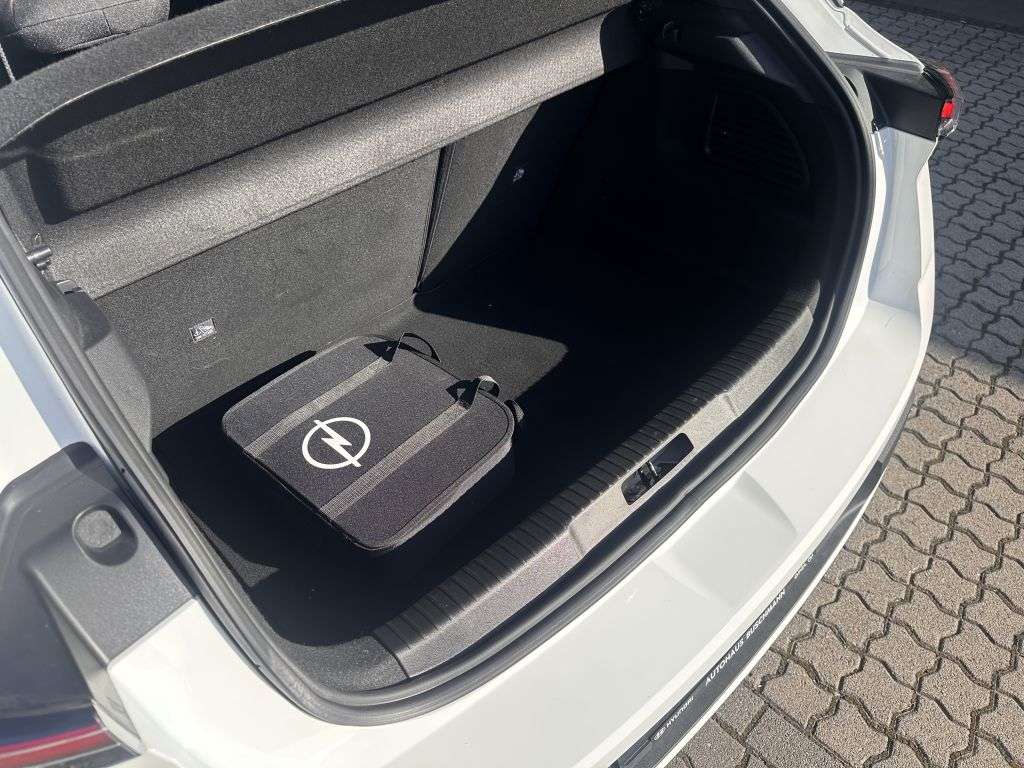 Opel Mokka E