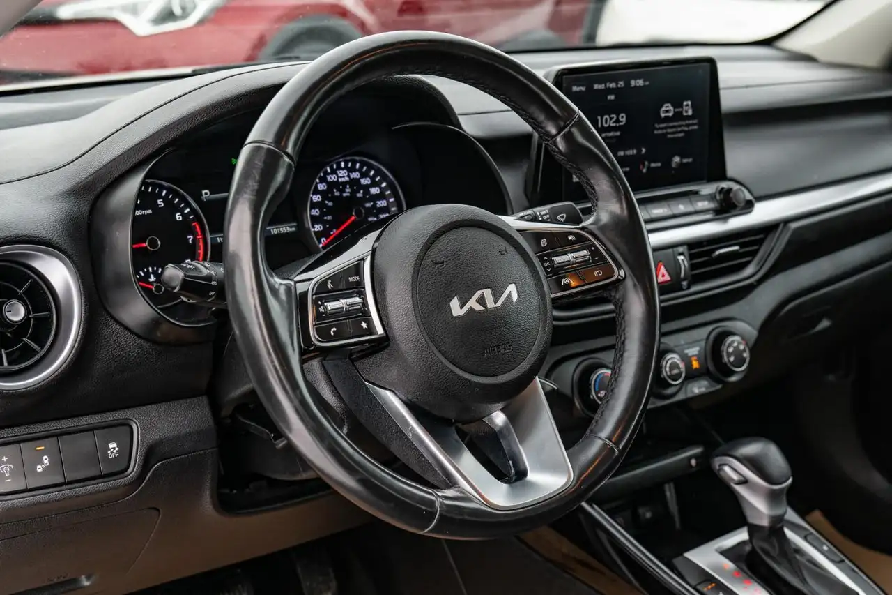 Kia Forte снимка Kia Forte