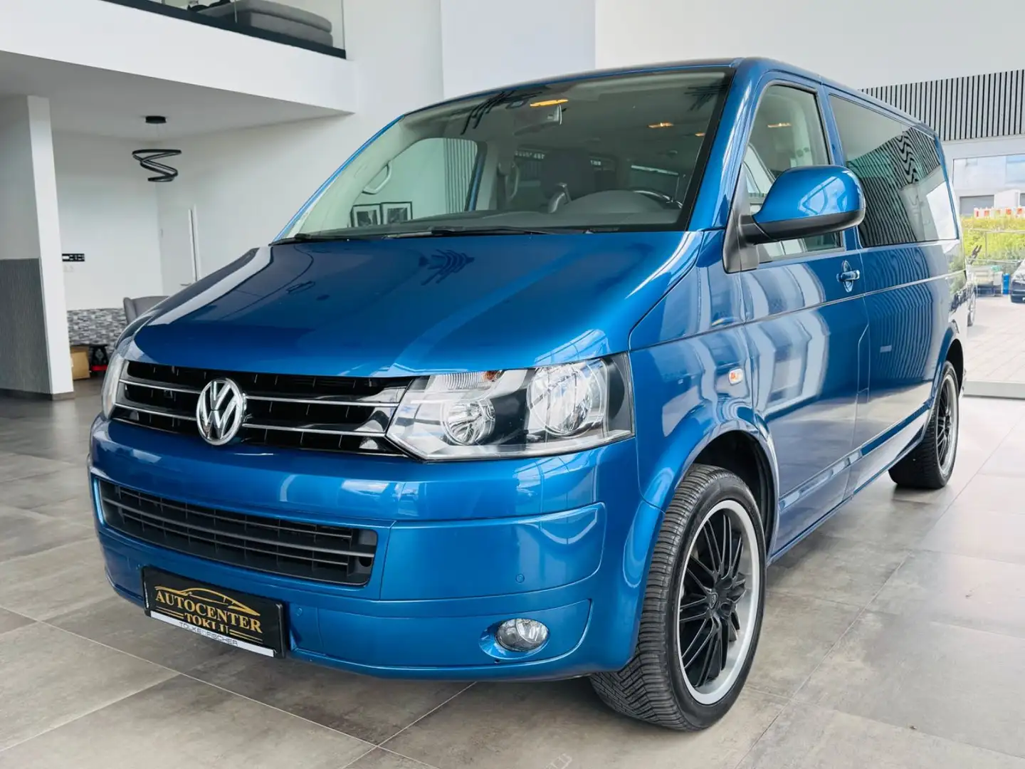 Volkswagen T5 Multivan 2.0TDI Comfortline Blau - 1