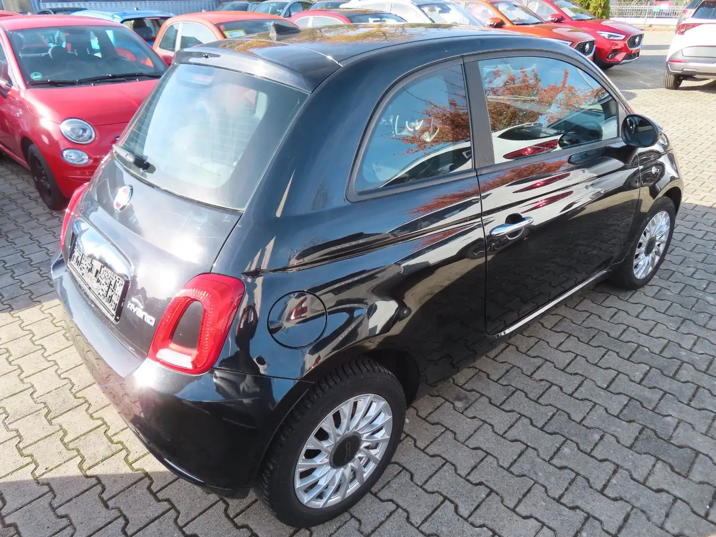 Fiat 500 1.0 Lounge Schwarz - 2