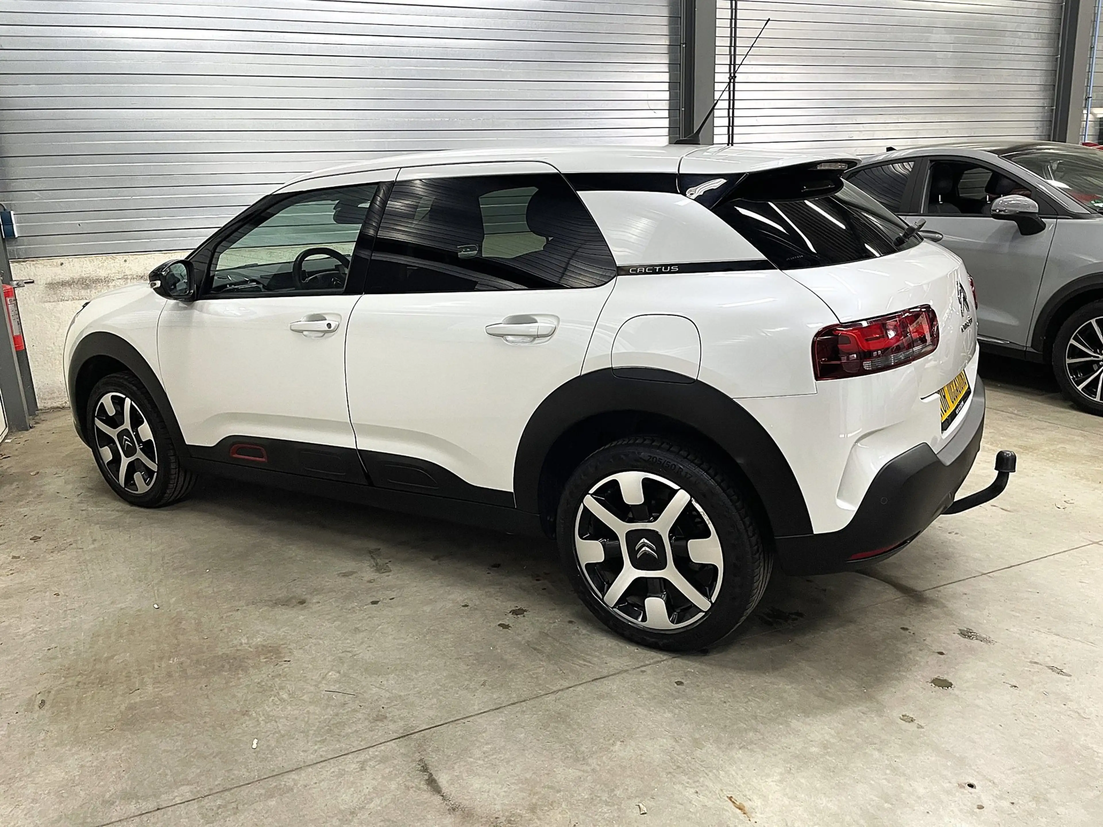 Citroen C4 Cactus 1.2 PureTech Shine 2e eigenaar trekhaak carplay — photo 7