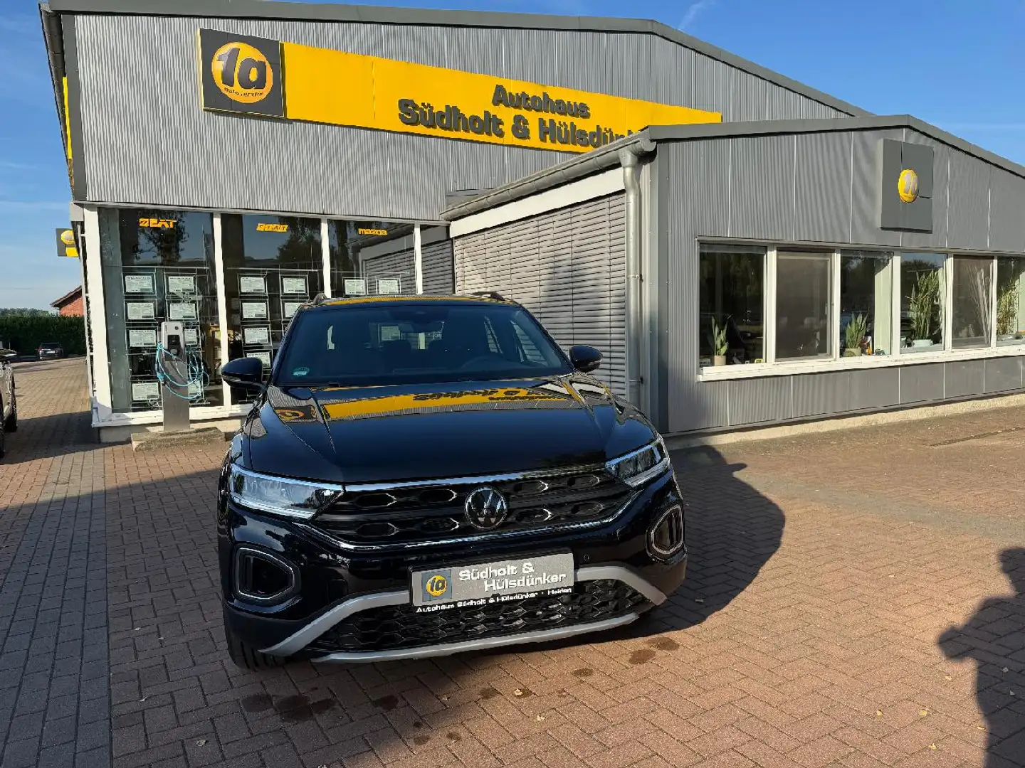 Volkswagen T-Roc Goal Plus-Paket | AHK | Kamera | Garantieverl. Schwarz - 2