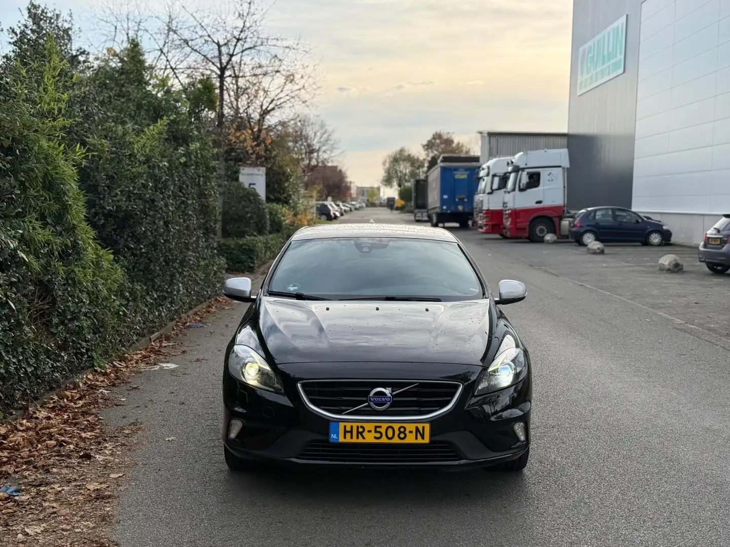 Volvo V40 2.0 D2 OCEAN RACE LEDER/PANORAMA/HARMAN KARDON! Zwart - 2