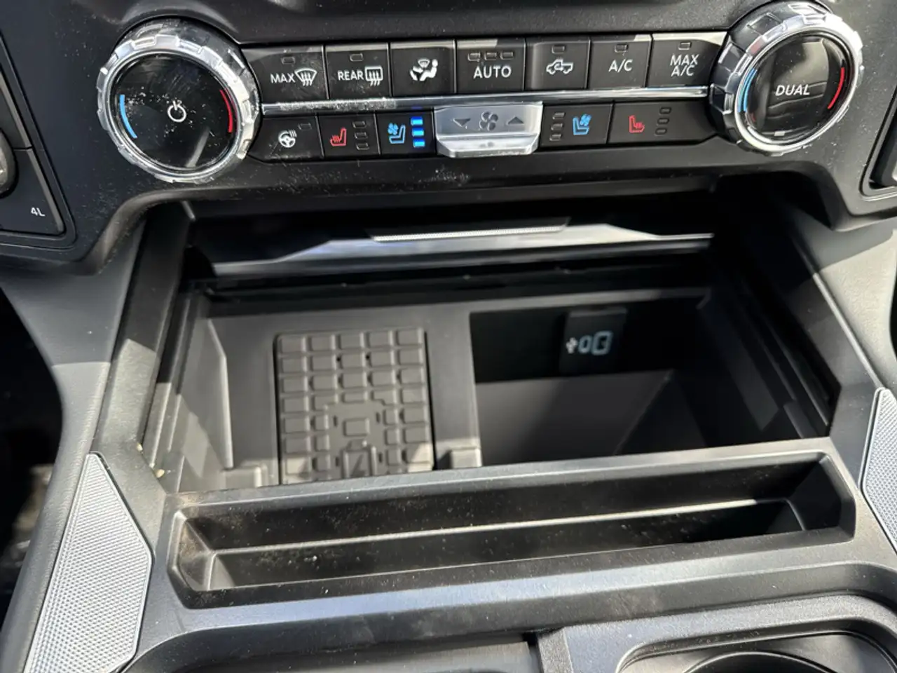 Ford F 350 снимка Ford F 350