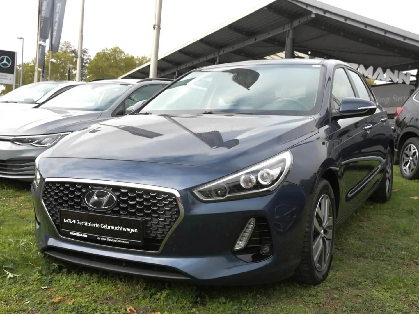 Hyundai i30 1.4 T-GDI Trend Navi Kamera AHK Lenkradhzg Blau - 1