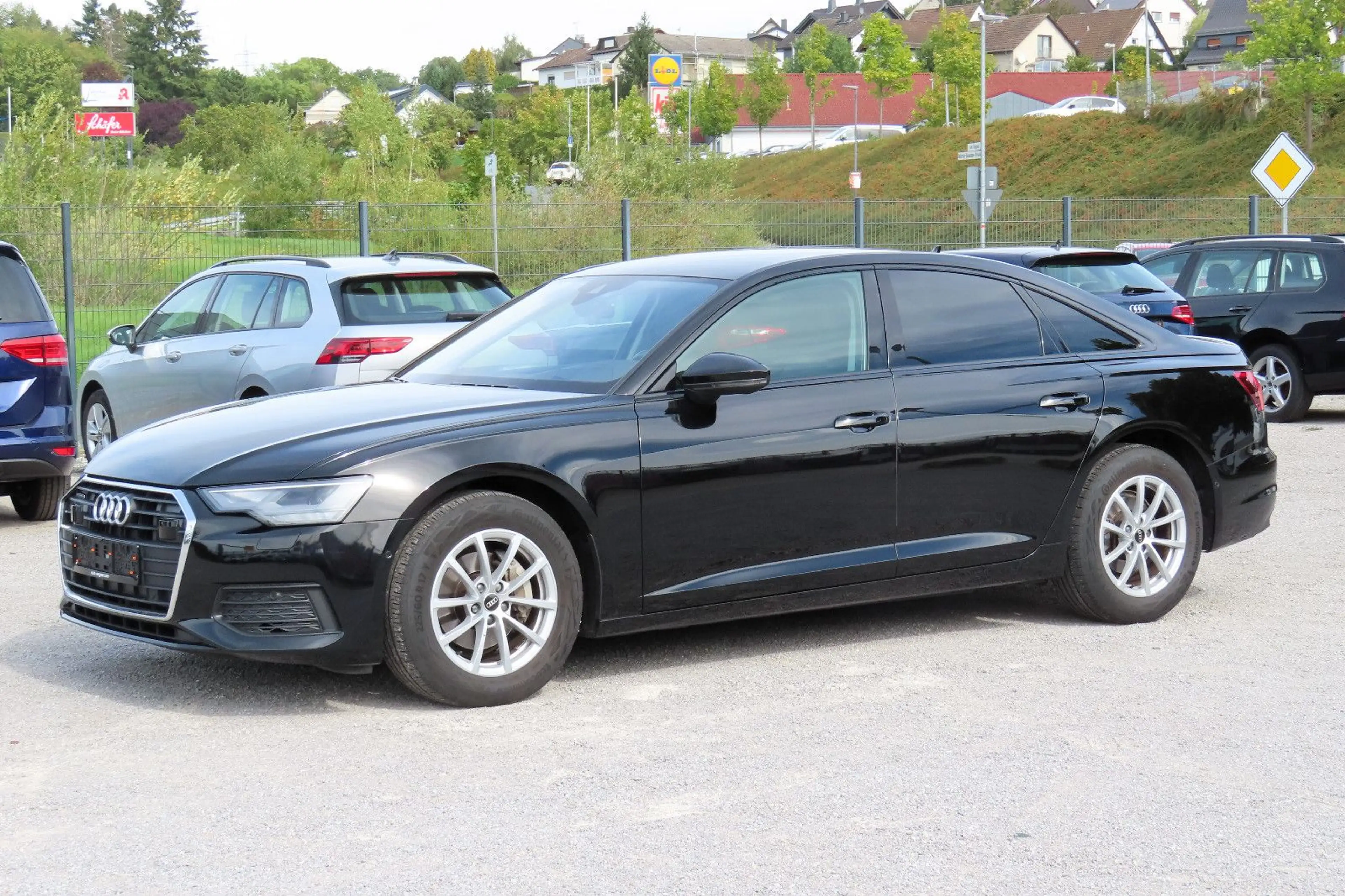 Audi A6 40 TDI Aut quattro Leder Standheizung HeadUp — photo 2
