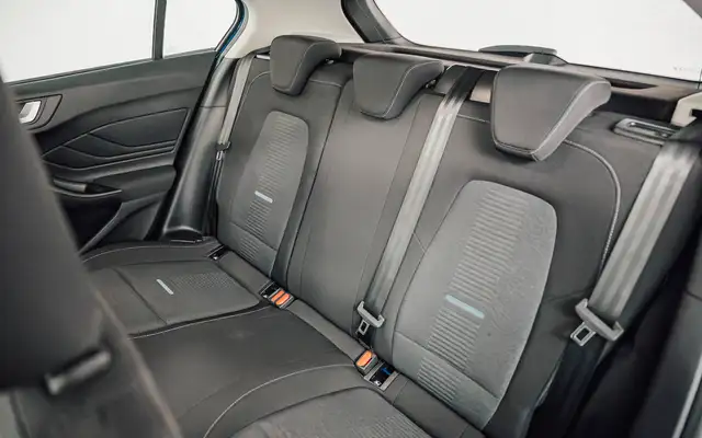 Ford Focus view 8