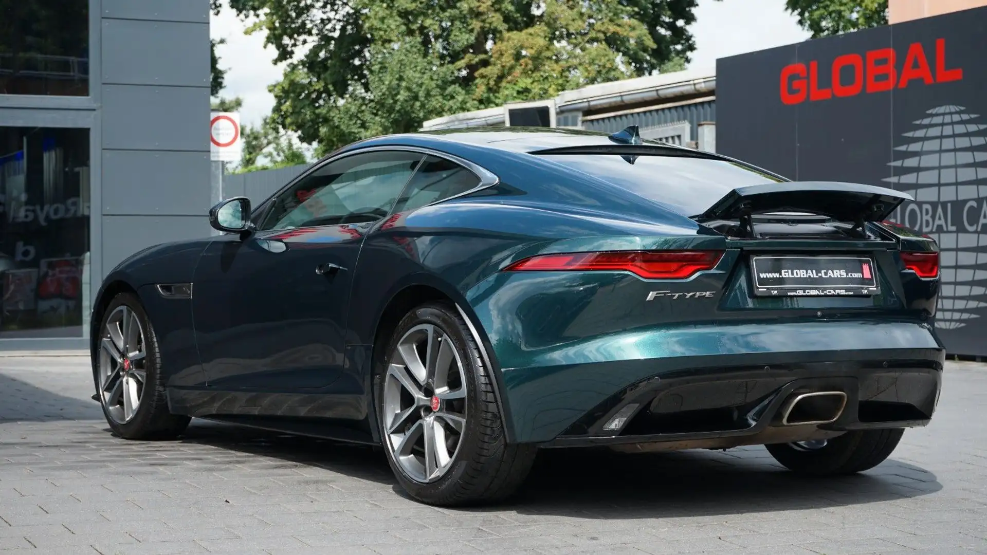 Jaguar F-Type F-TYPE COUPE P300 R-DYNAMIC*VIRTUAL*LED*19"ALU* Verde - 2