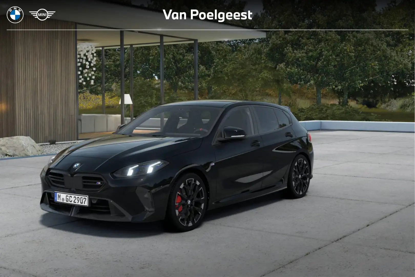 BMW 135 1 Serie 5-deurs M135 xDrive M Sportpakket Pro Aut. Zwart - 1