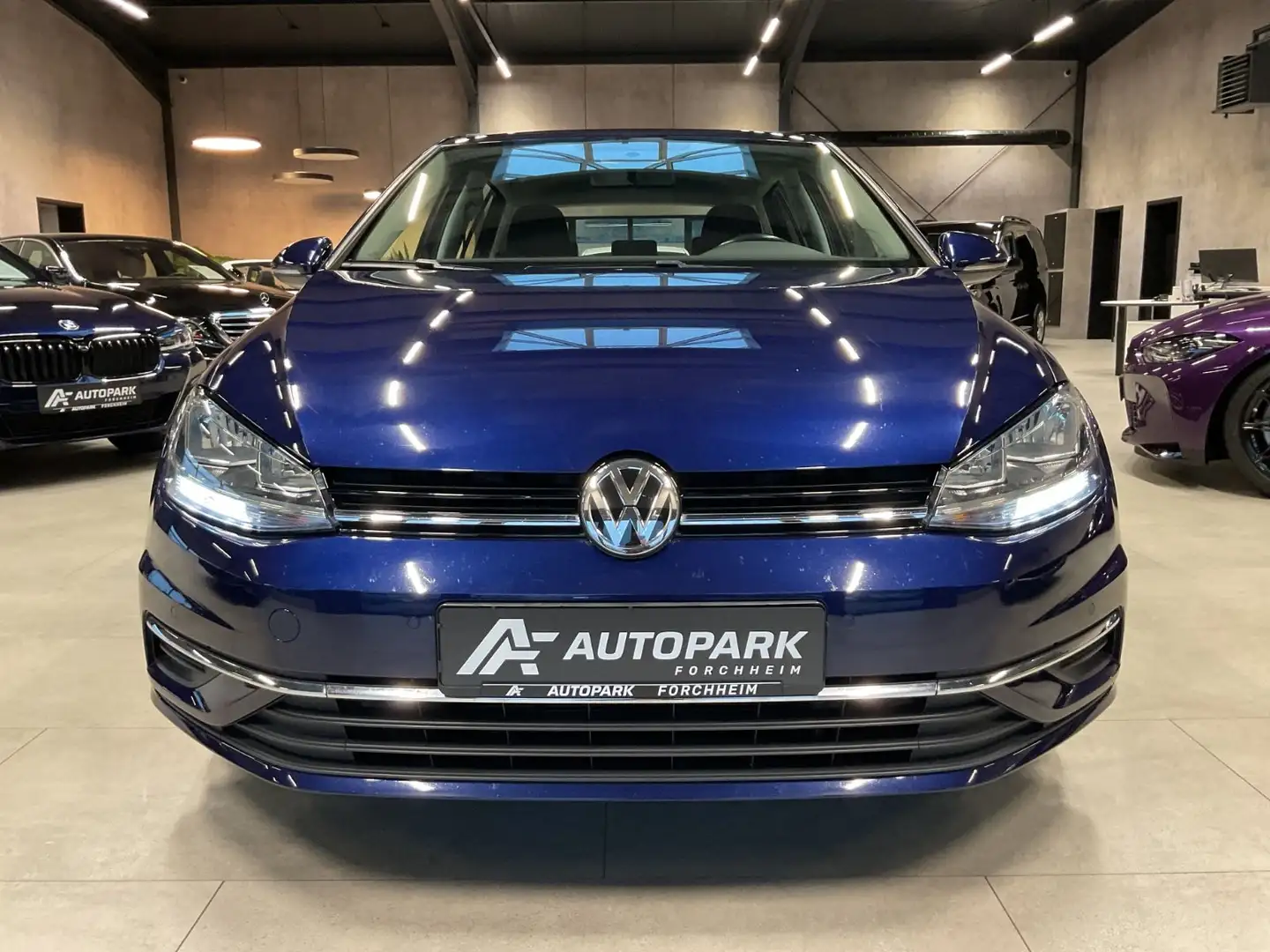 Volkswagen Golf VII 1.0 TSI Comfortline Facelift BT PDC 17" Blau - 2