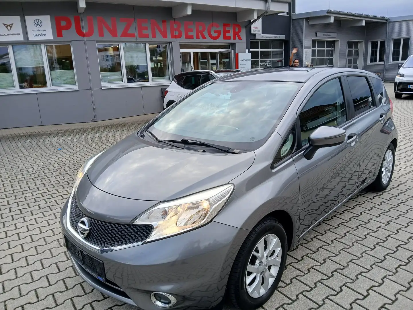 Nissan Note 1,5 dCi Acenta+ Grijs - 1