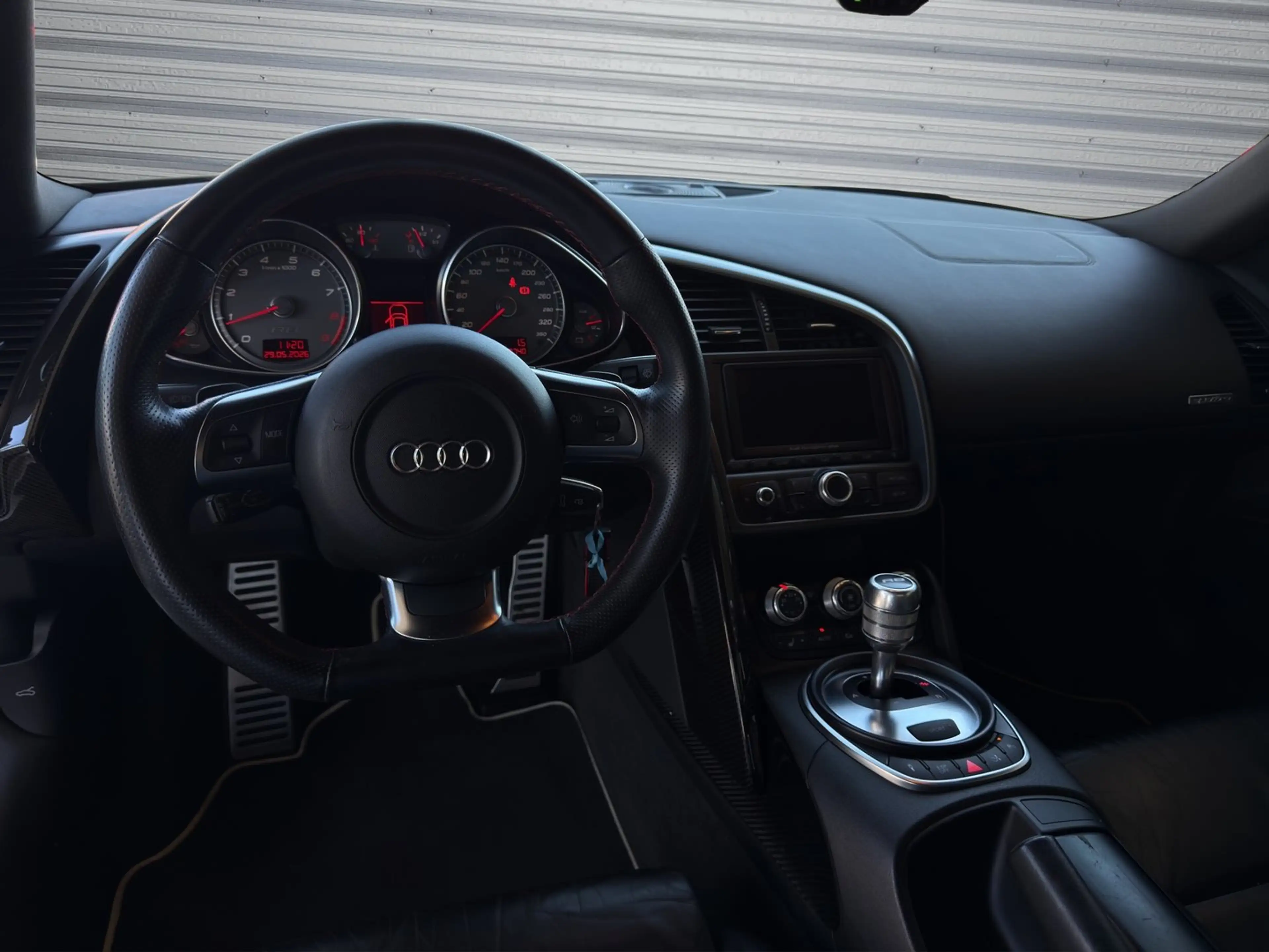 Audi R8 4.2 — photo 10
