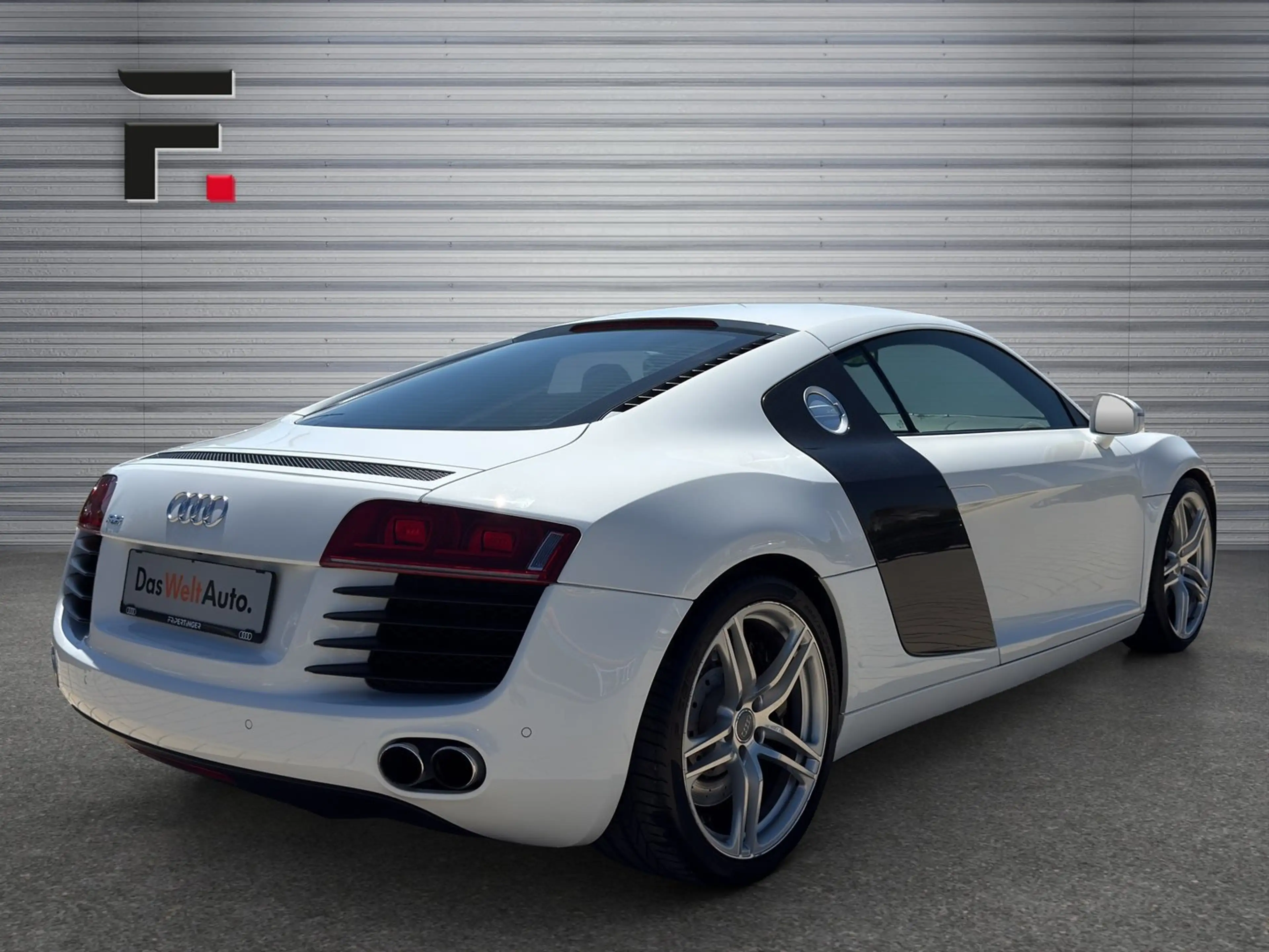 Audi R8 4.2 — photo 5