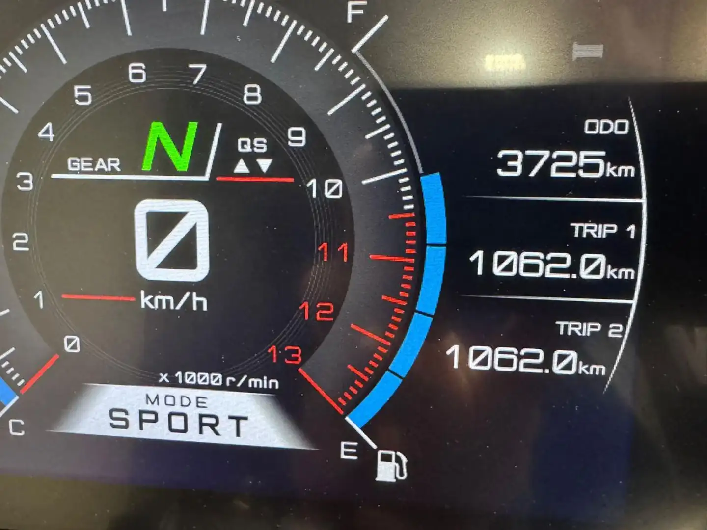 Yamaha Niken GT Nero - 2