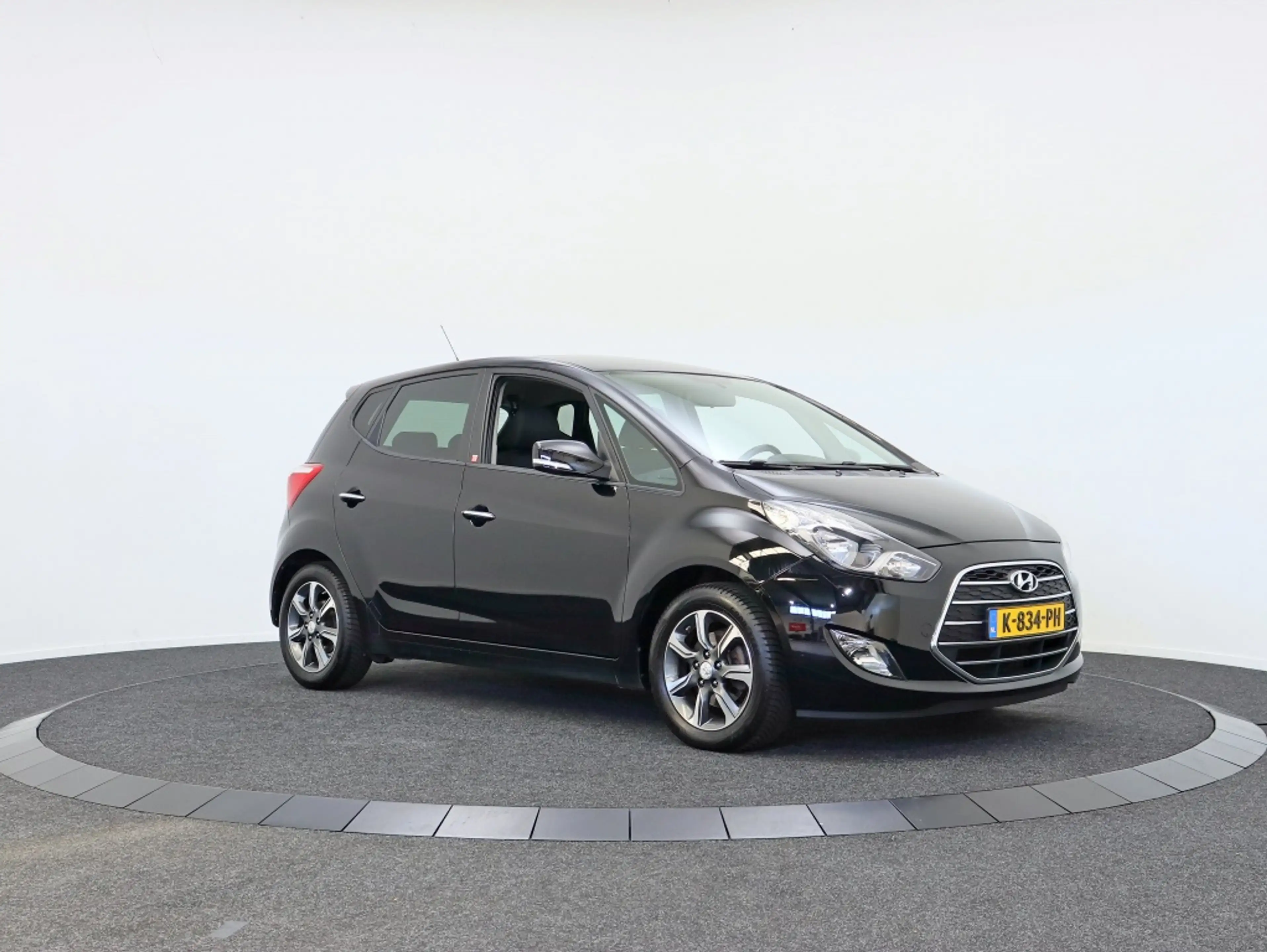 Hyundai iX20 1.4i i-Vision | Trekhaak | Cruise control | All-se — photo 13