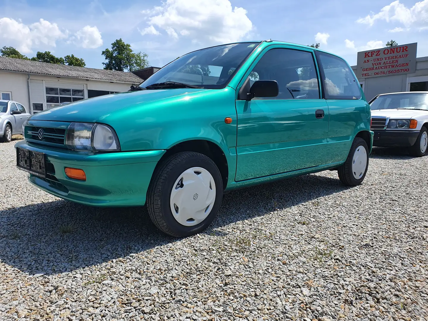 Suzuki Alto GL Grün - 1