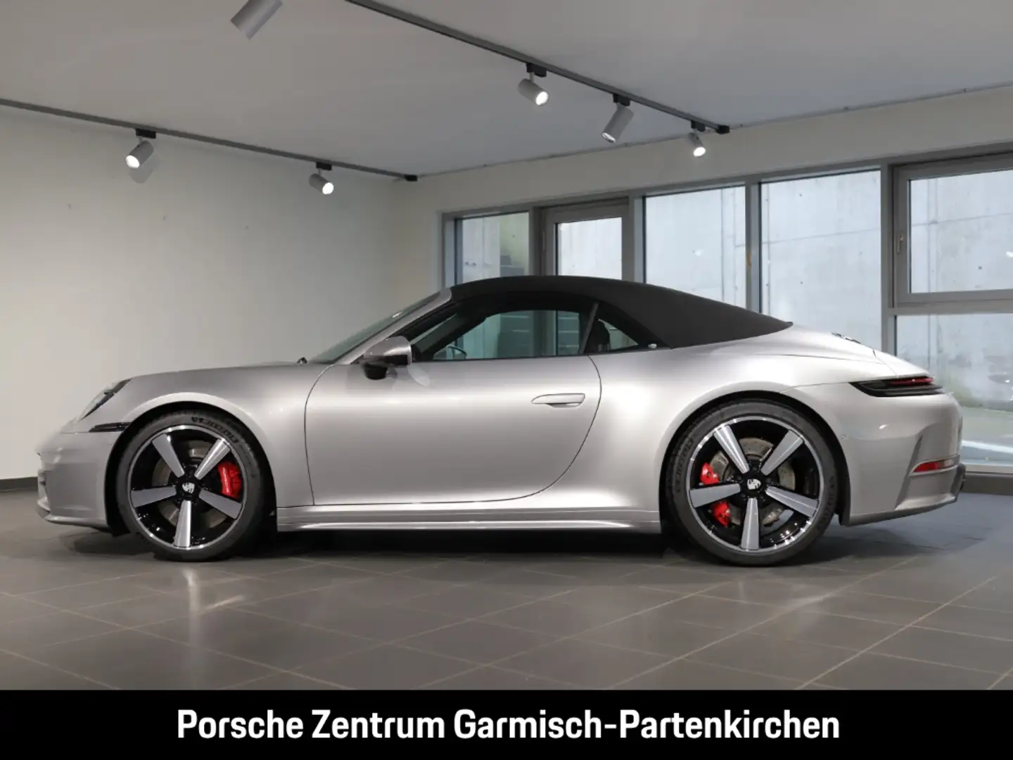 Porsche 992 911 Carrera S Cabriolet LenkradHZG 360 Kamera Silber - 2