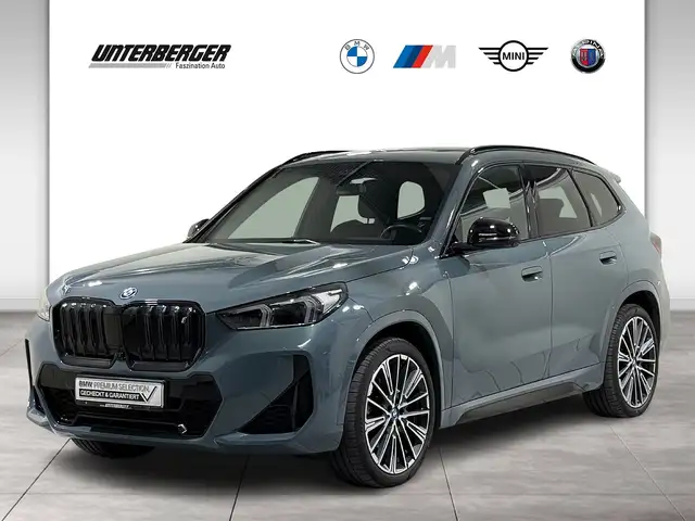BMW iX1 xDrive30 M Sportpaket AHK ACC 360° HUD HK