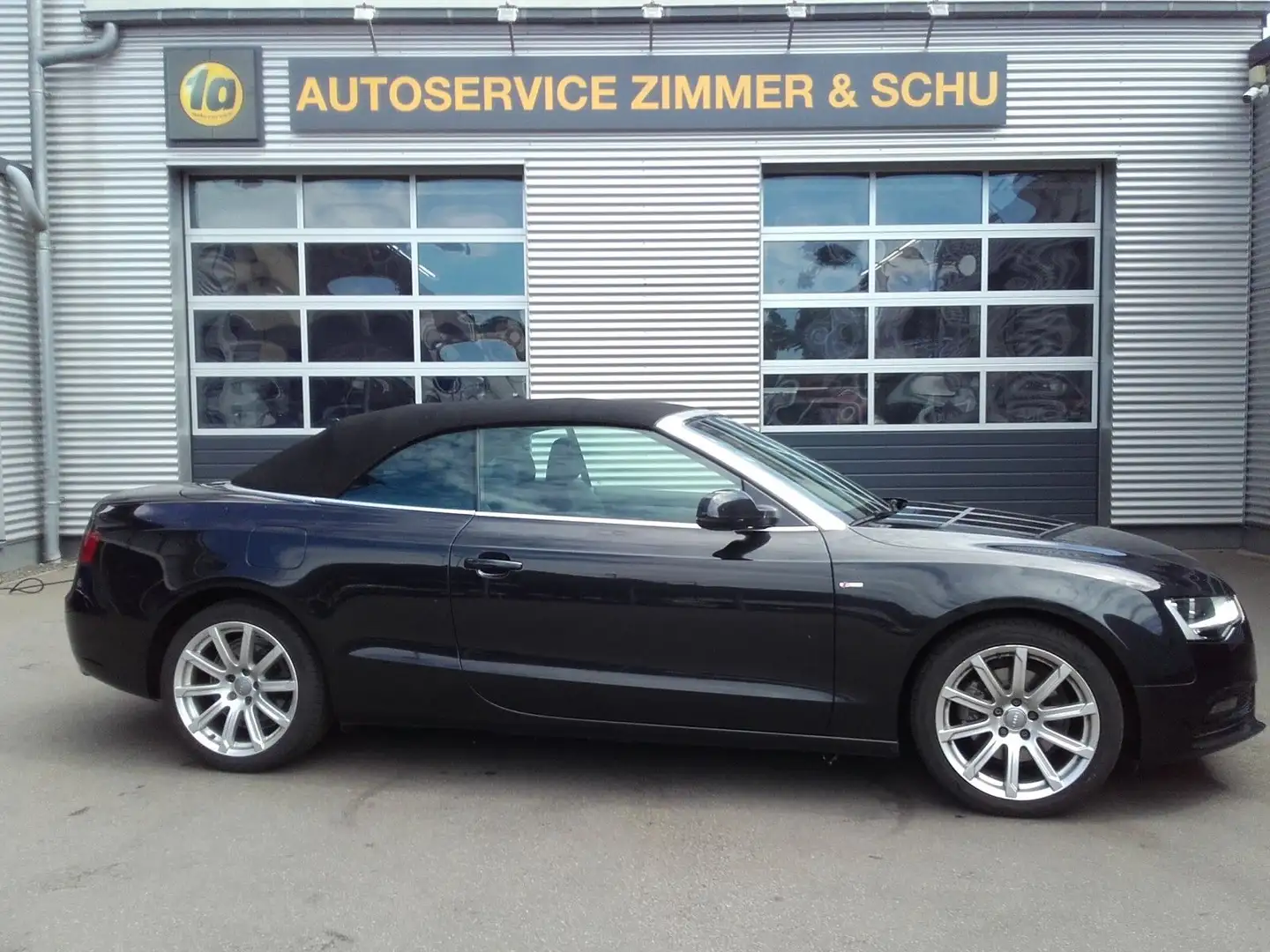 Audi A5 Cabriolet 1.8 TFSI Černá - 1