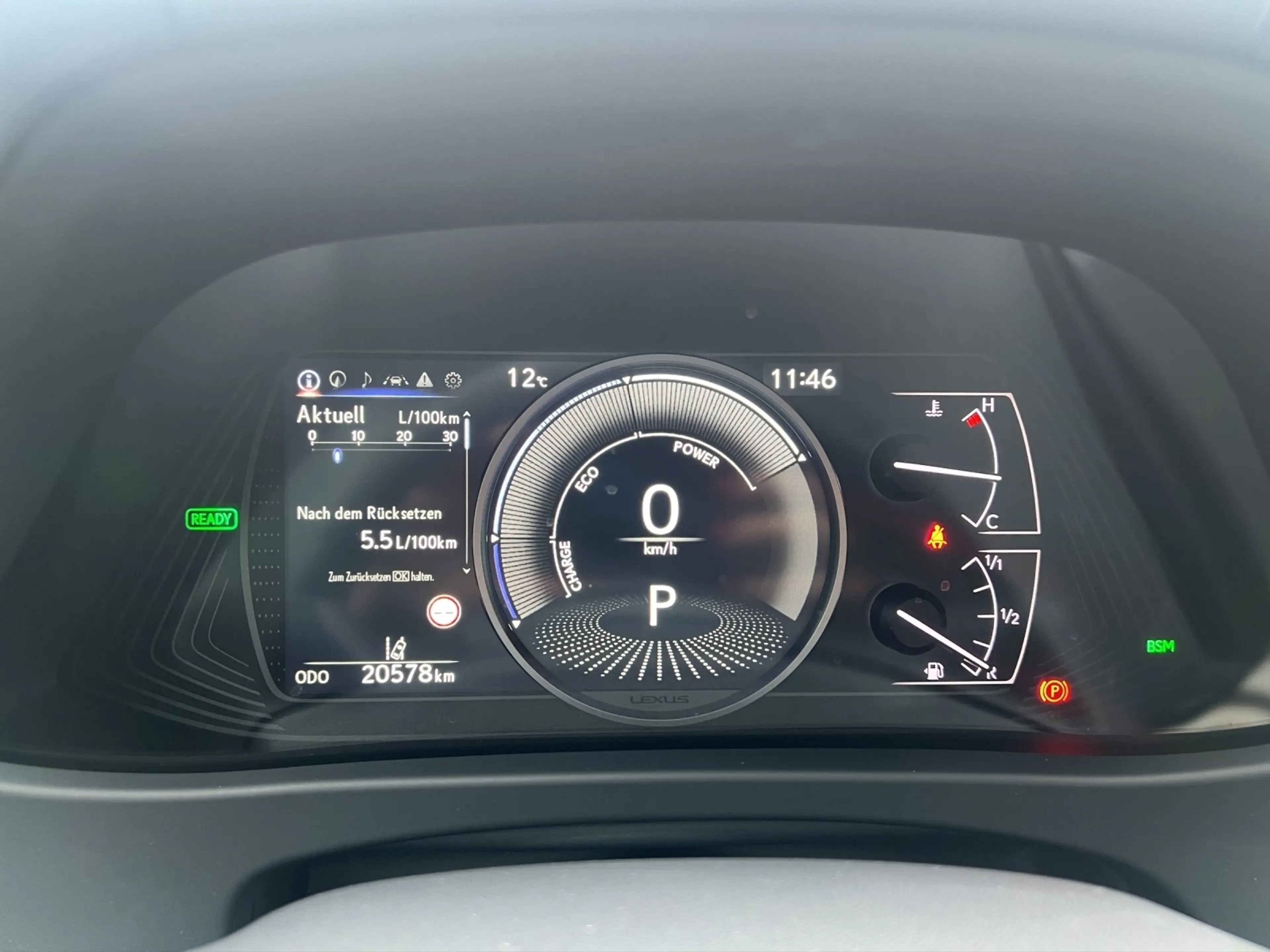 Lexus UX 250h 250h*F-SPORT-D*1.HD*ALLW.REIF** 15J-GARANTIE* — photo 11