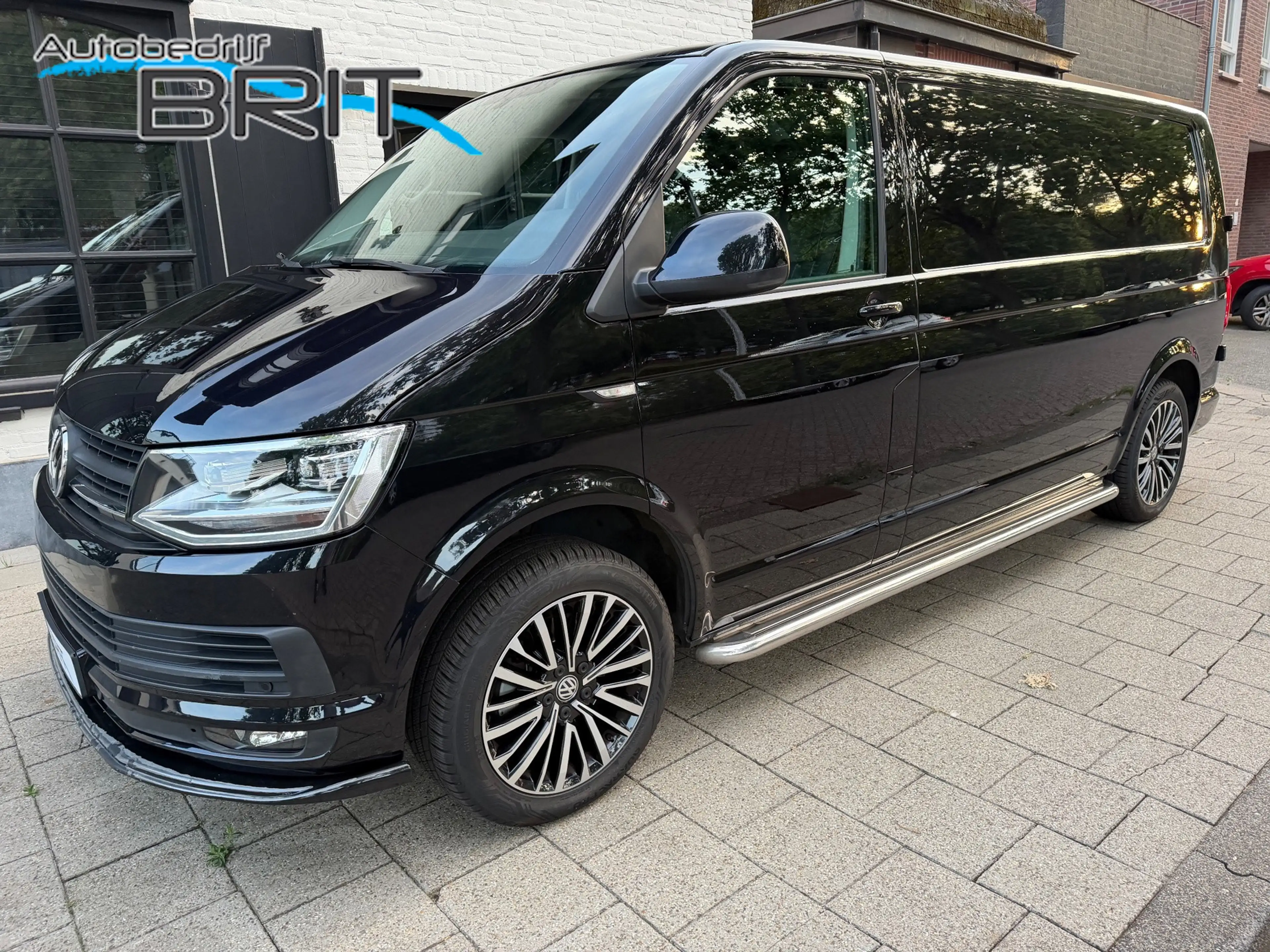 Volkswagen Transporter 2.0 TDI L2H2 Highline, Aut. Navi, Nw. Staat — photo 2