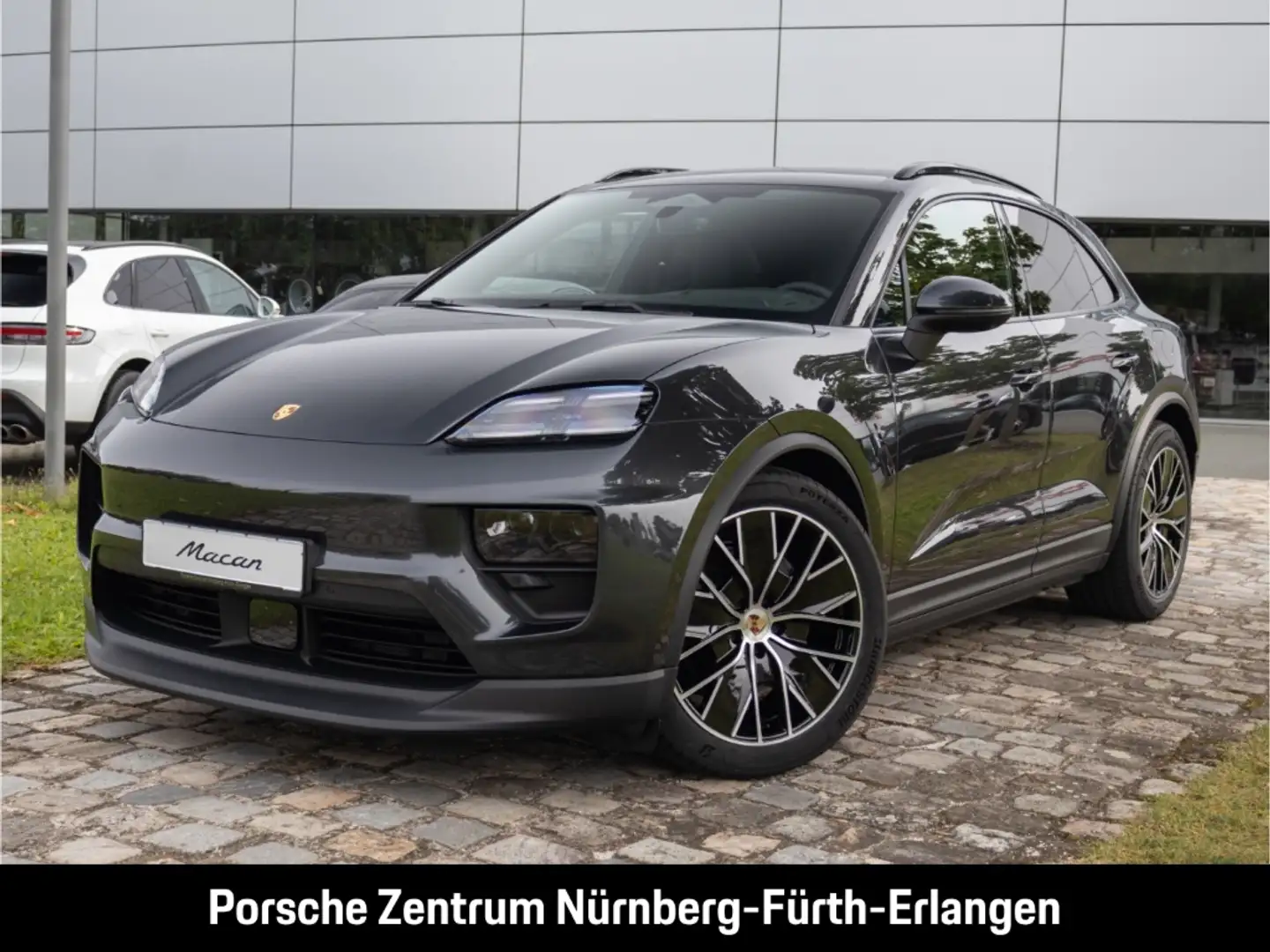 Porsche Macan 4 InnoDrive Luftfeder LED-Matrix SurroundView Gris - 1