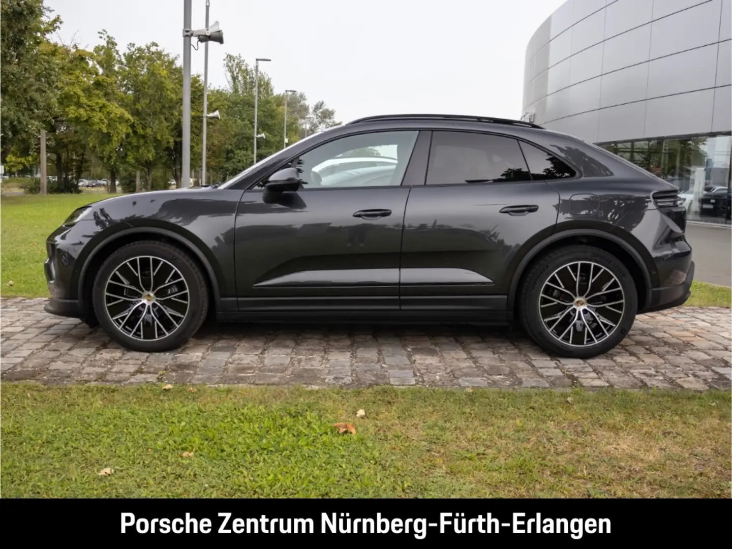 Porsche Macan 4 InnoDrive Luftfeder LED-Matrix SurroundView Gris - 2
