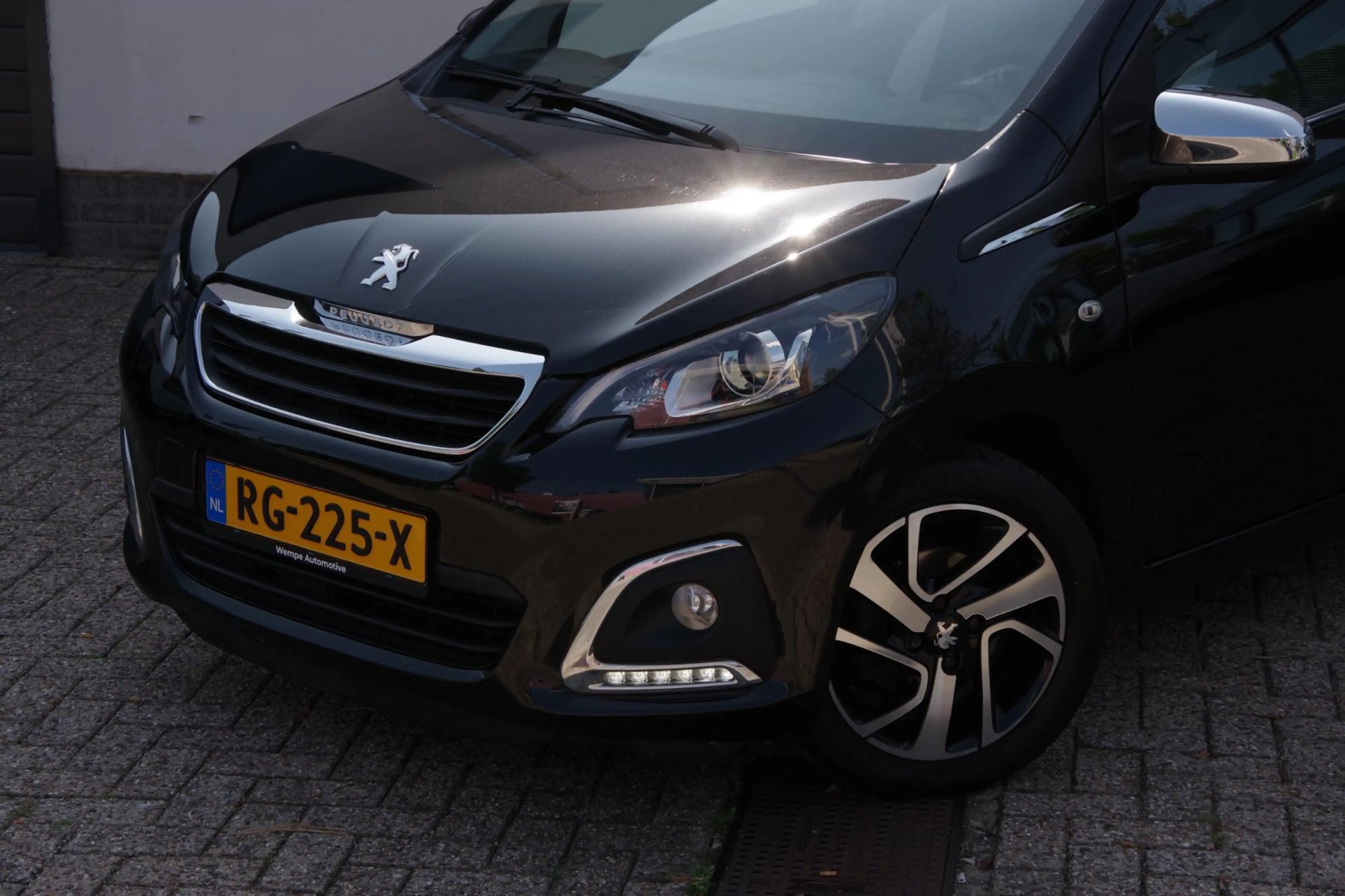 Peugeot 108 1.0 e-VTi Allure TOP! |Dealer onderhouden| Navi| — photo 3