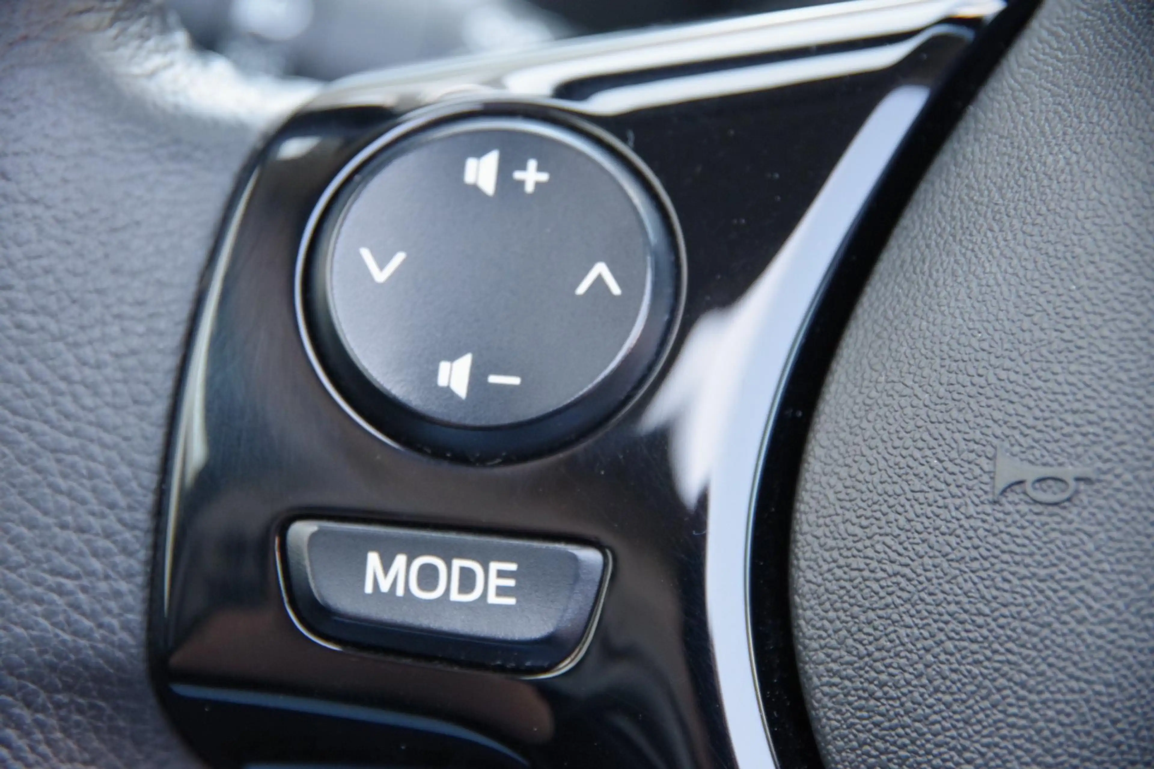Peugeot 108 1.0 e-VTi Allure TOP! |Dealer onderhouden| Navi| — photo 8