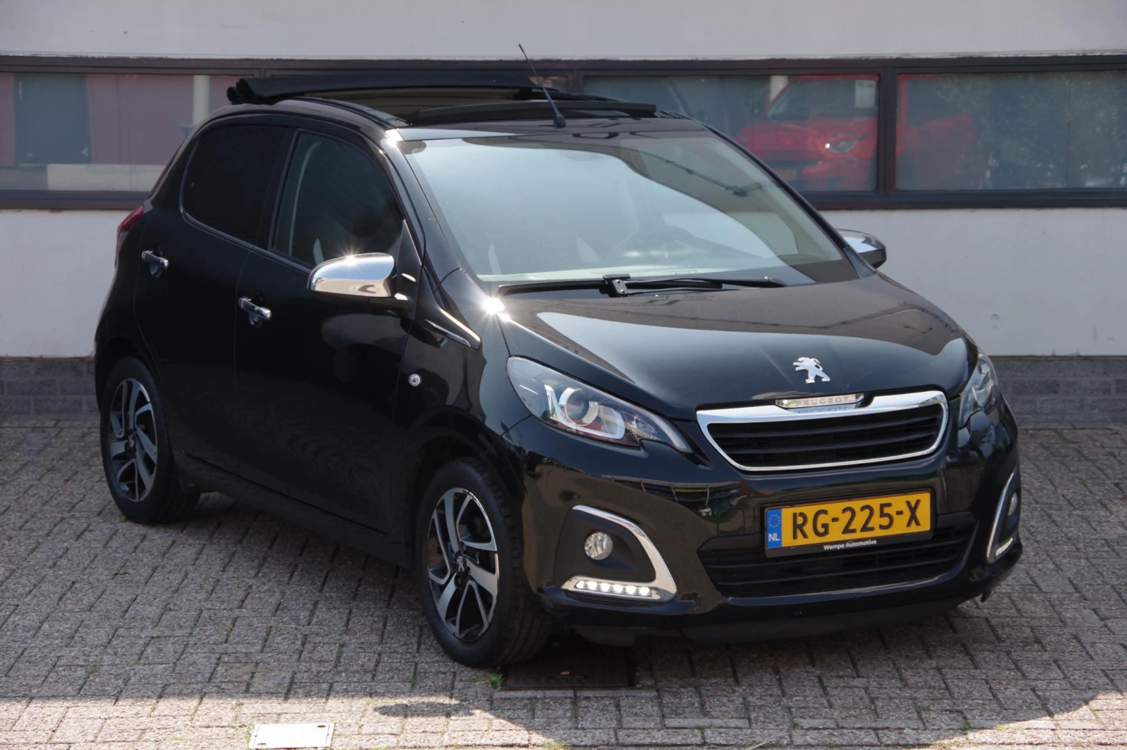 Peugeot 108 1.0 e-VTi Allure TOP! |Dealer onderhouden| Navi| — photo 22