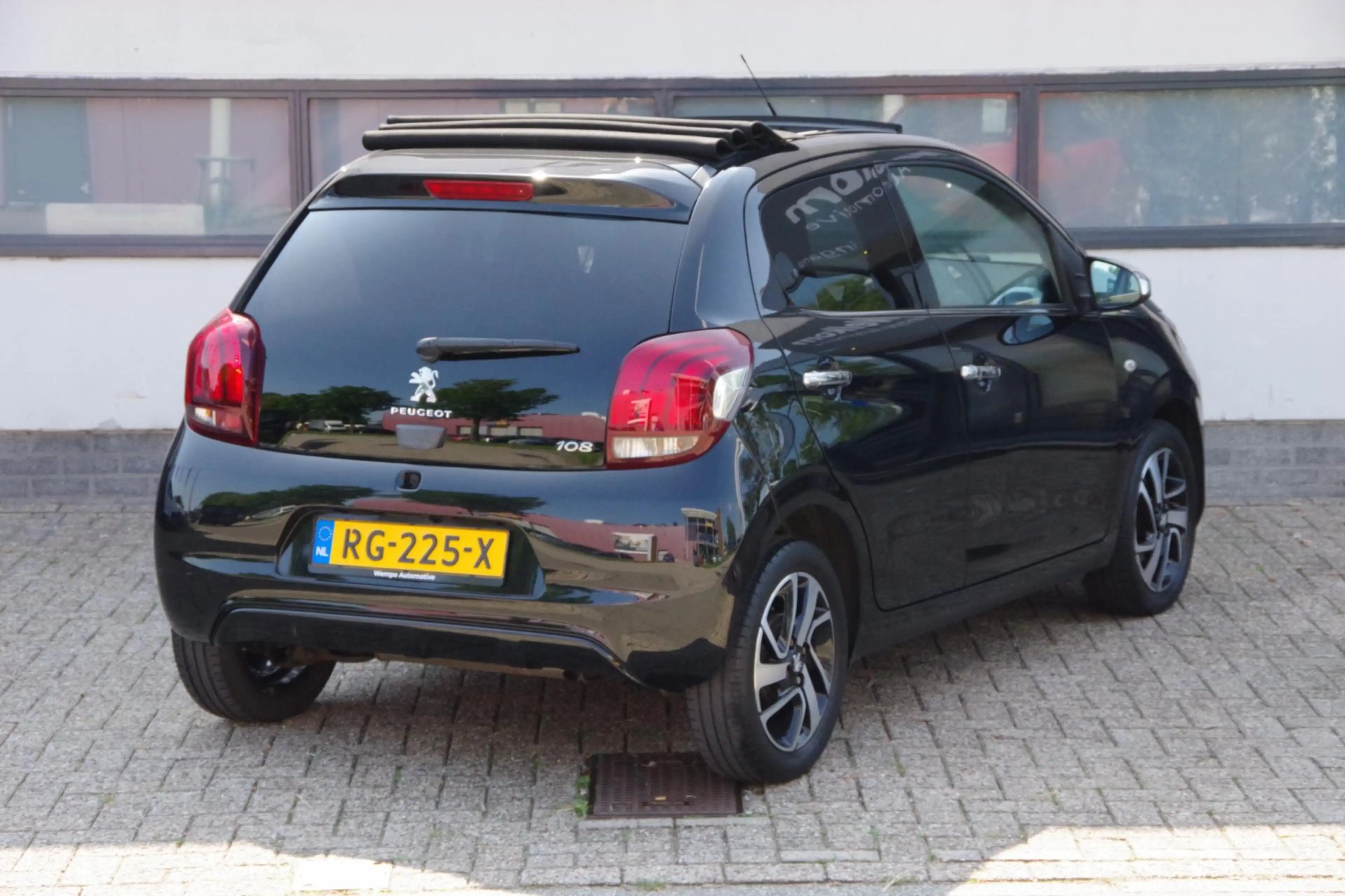 Peugeot 108 1.0 e-VTi Allure TOP! |Dealer onderhouden| Navi| — photo 29