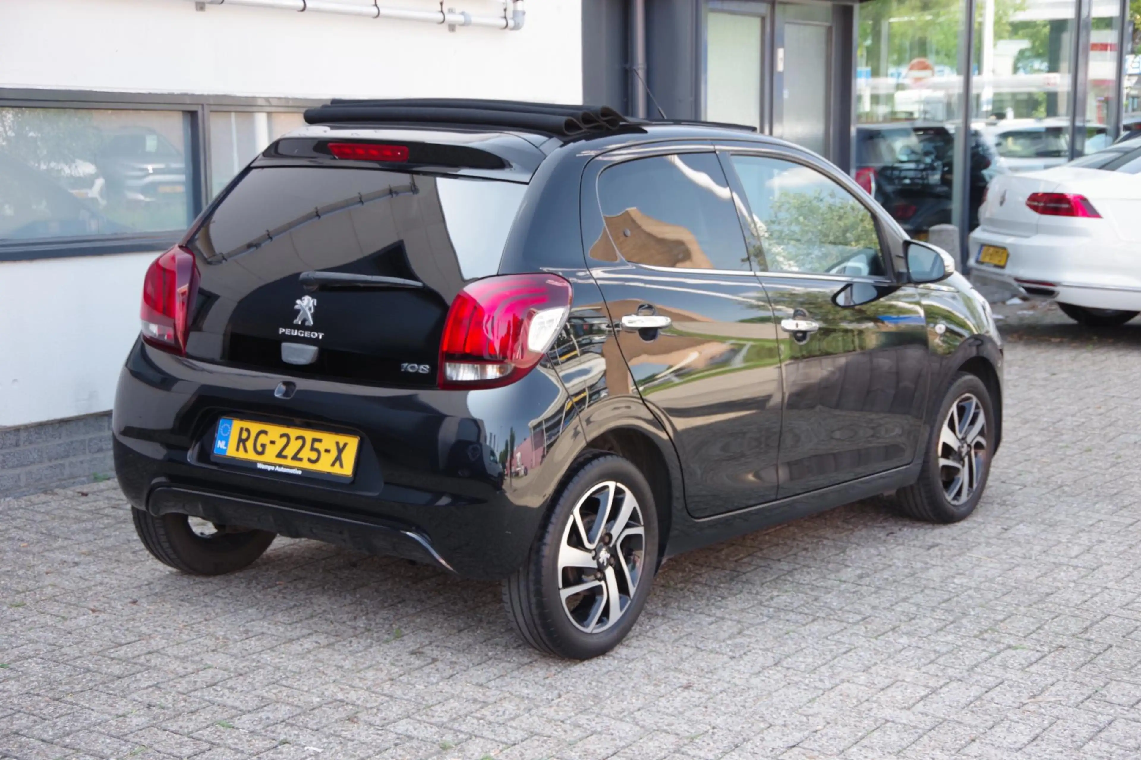 Peugeot 108 1.0 e-VTi Allure TOP! |Dealer onderhouden| Navi| — photo 2