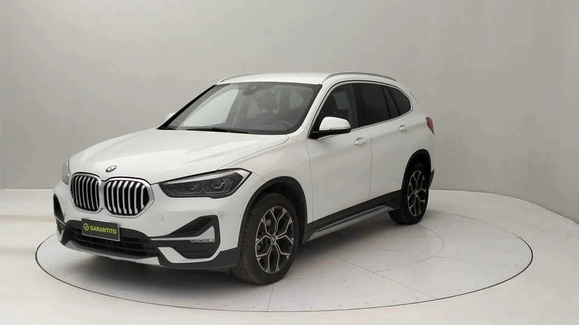 BMW X1 sdrive18d xLine auto Bianco - 1